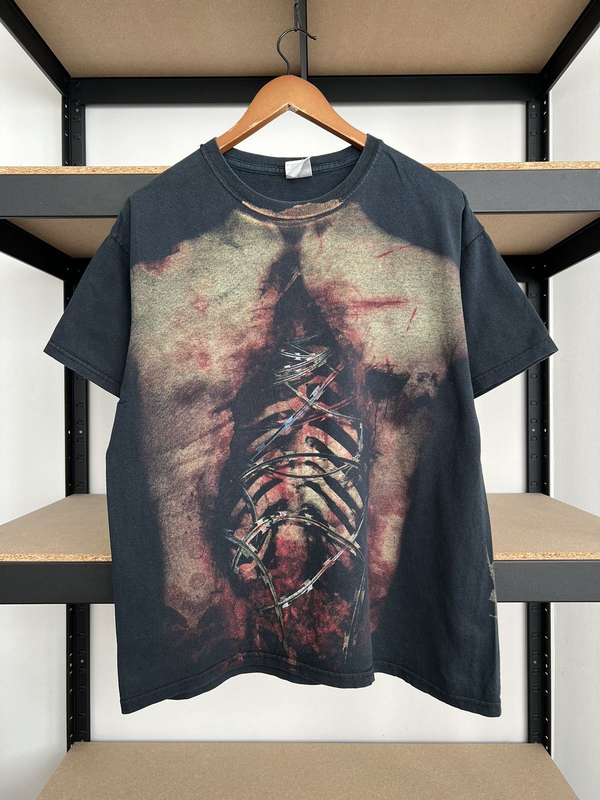 Band Tees Vintage 2000s Whitechapel Deathcore Band Y2k Black T-shirt Size US L / EU 52-54 / 3 - 1 Thumbnail