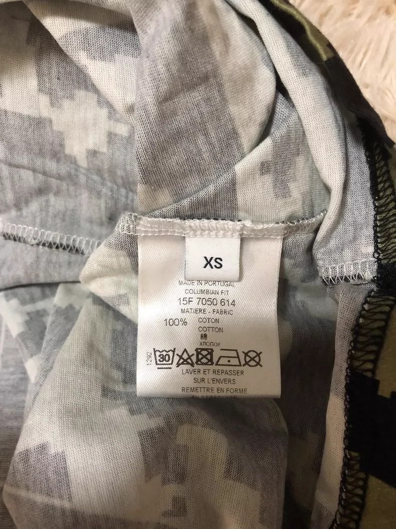 Givenchy Givenchy Givenchy Short Sleeve TShirt with Camouflage -250 Size US XS / EU 42 / 0 - 5 Thumbnail