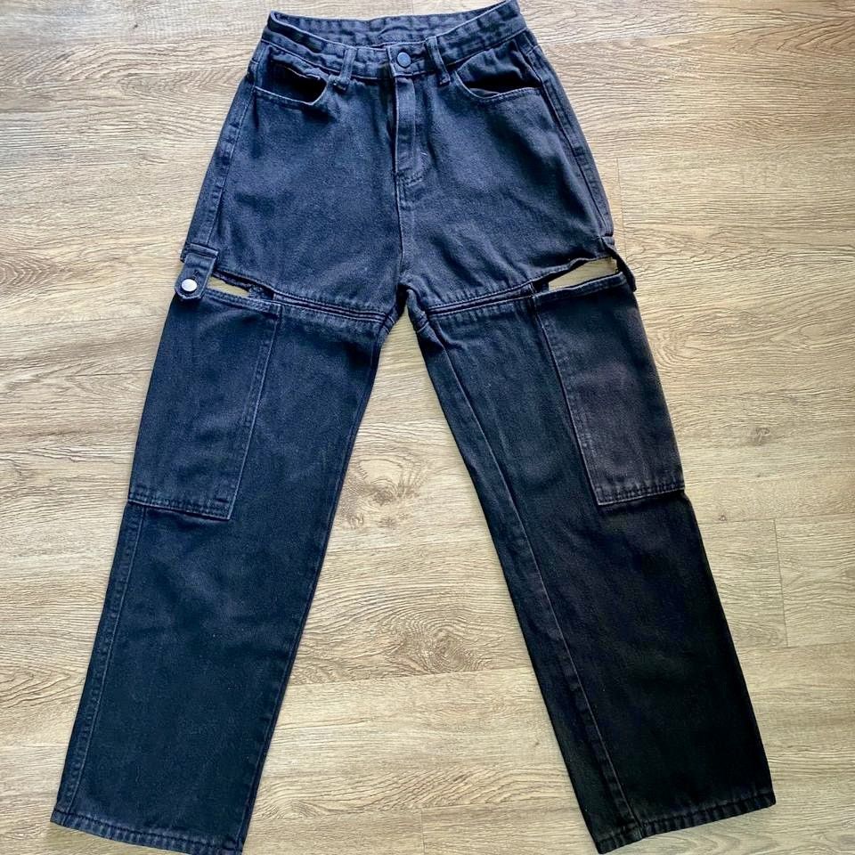 Other Black Cargo Jeans with Deep Pockets + Side Slits Size 25" / US 0 / IT 36 - 1 Thumbnail