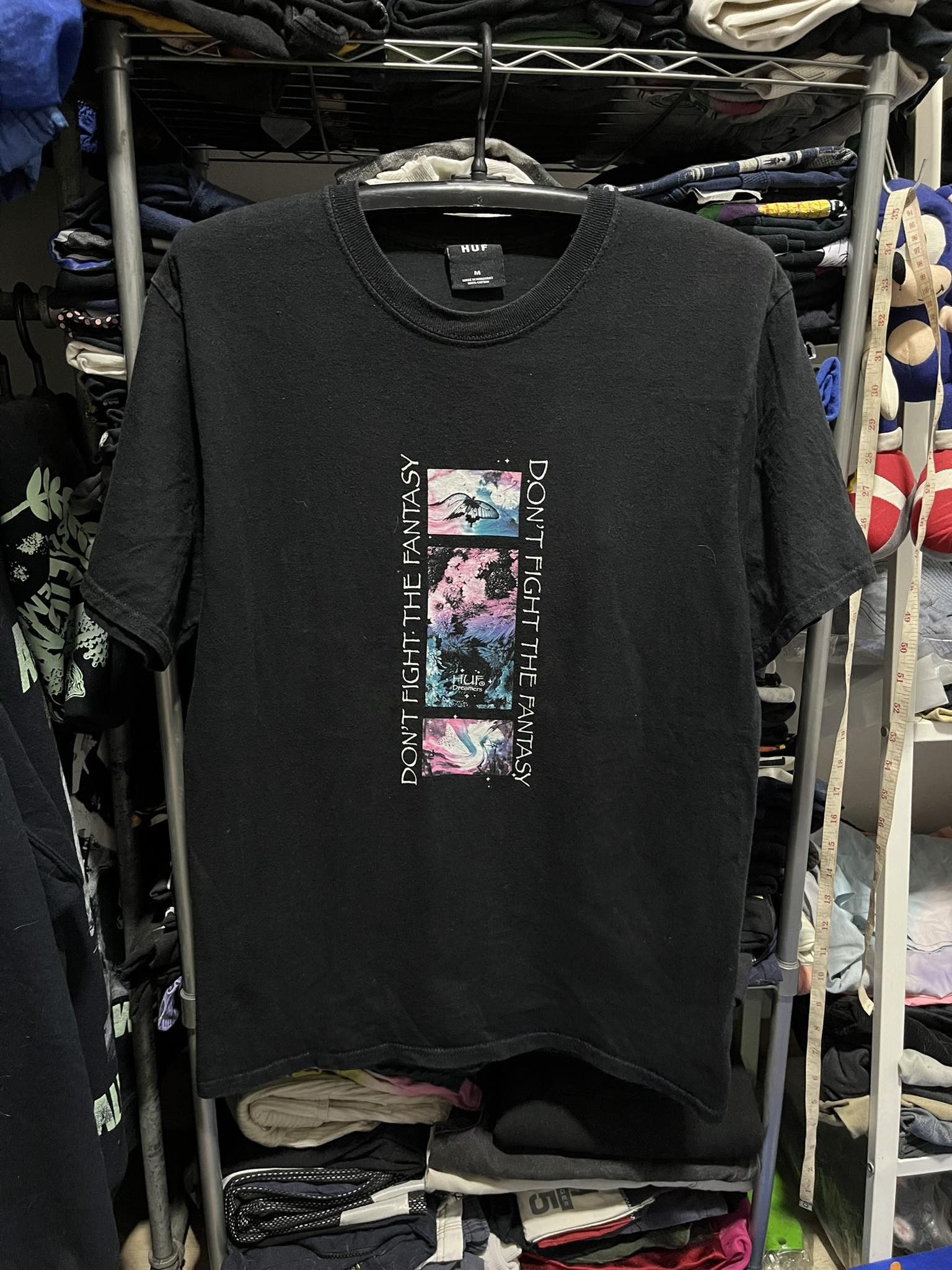 Huf HUF Dreamers Don't Fight The Fantasy Skateboard Tee Size US M / EU 48-50 / 2 - 1 Thumbnail