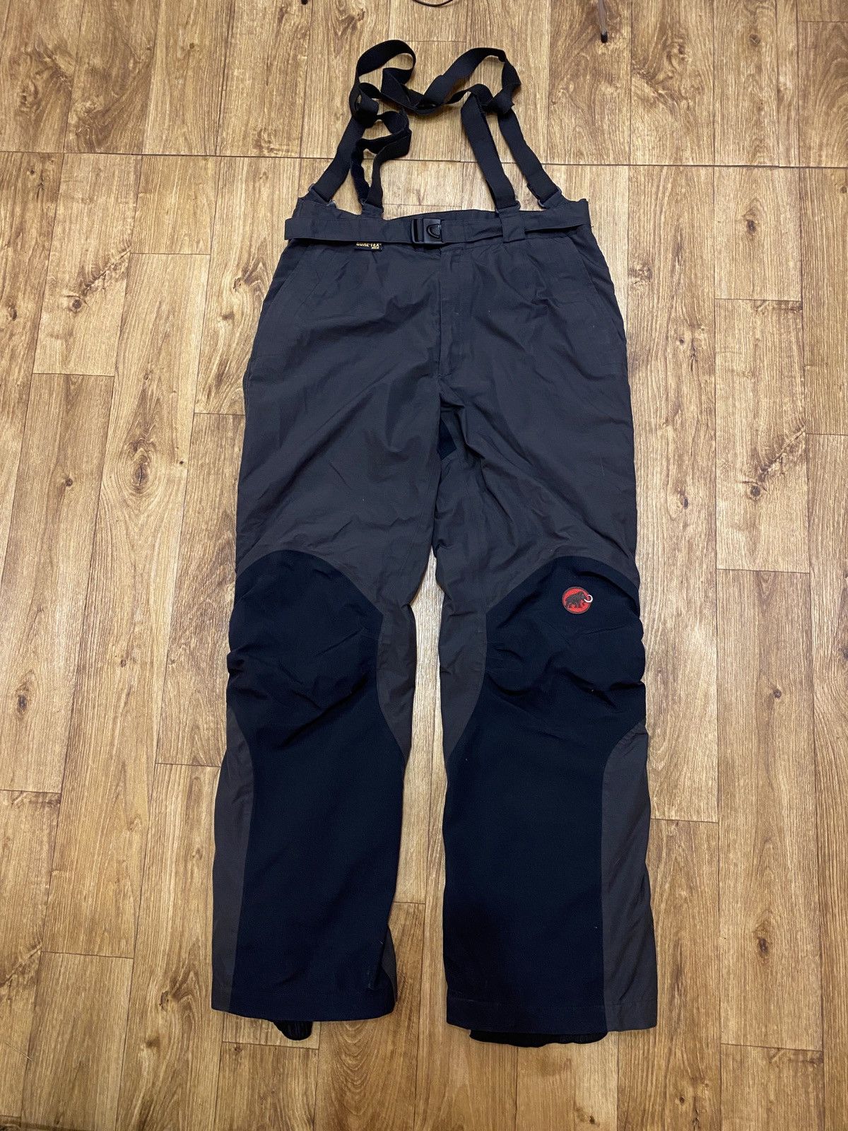 image of Mammut Extreme Gore-Tex Pants in Black, Men's (Size 38)