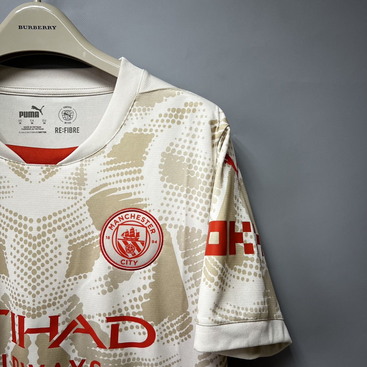 Puma Manchester City Puma Soccer Jersey 2024 y2k rare Size US M / EU 48-50 / 2 - 11 Thumbnail