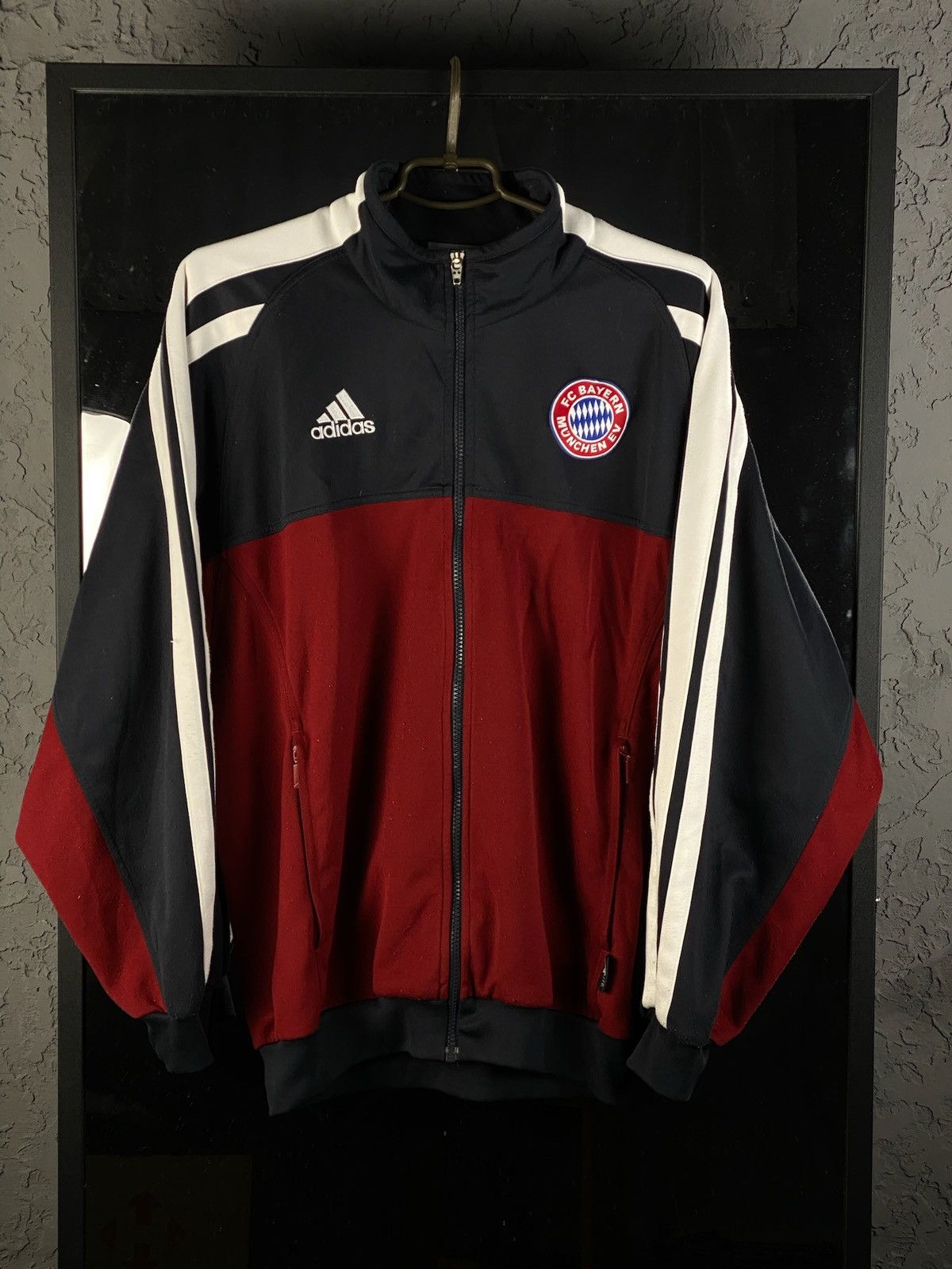 Adidas VINTAGE 00/01 FC BAYERN MUNICH 3- STRIPES SWEATER | Grailed