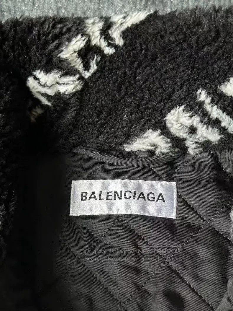 Balenciaga Balenciaga Logo Print Teddy Coat. Size US XS / EU 42 / 0 - 3 Thumbnail