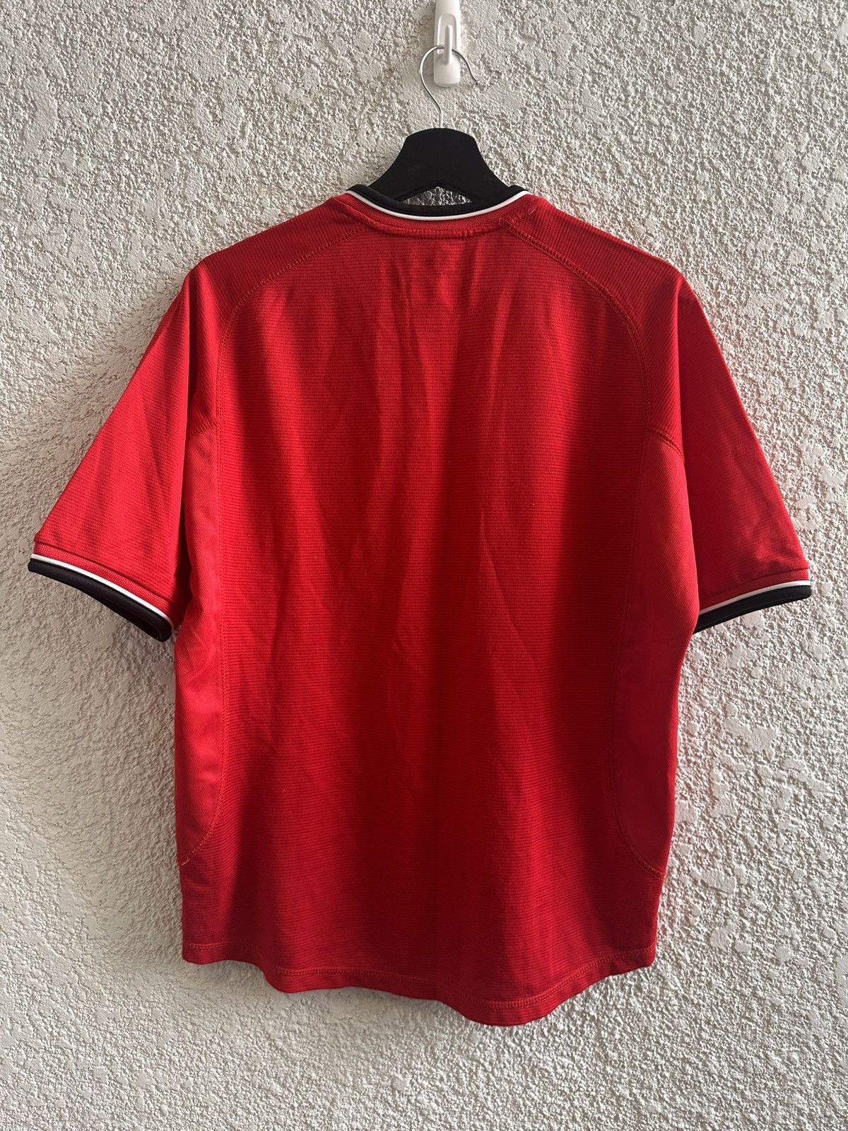Umbro Manchester united 2000’s home football jersey Umbro Size US XS / EU 42 / 0 - 4 Thumbnail