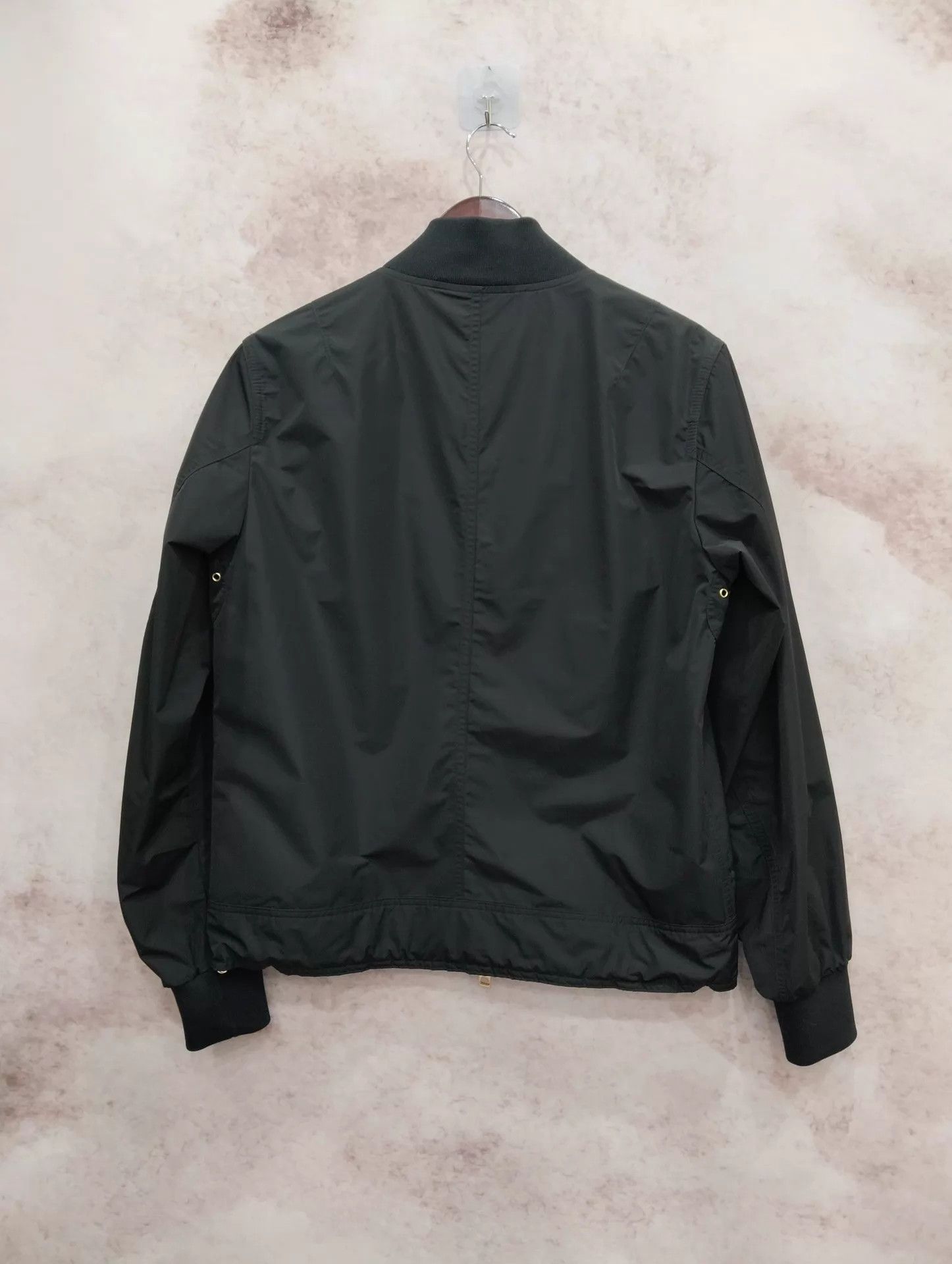 Burberry Burberry Black Sleeve Logo Print Jacket Size 48 Size US M / EU 48-50 / 2 - 2 Thumbnail