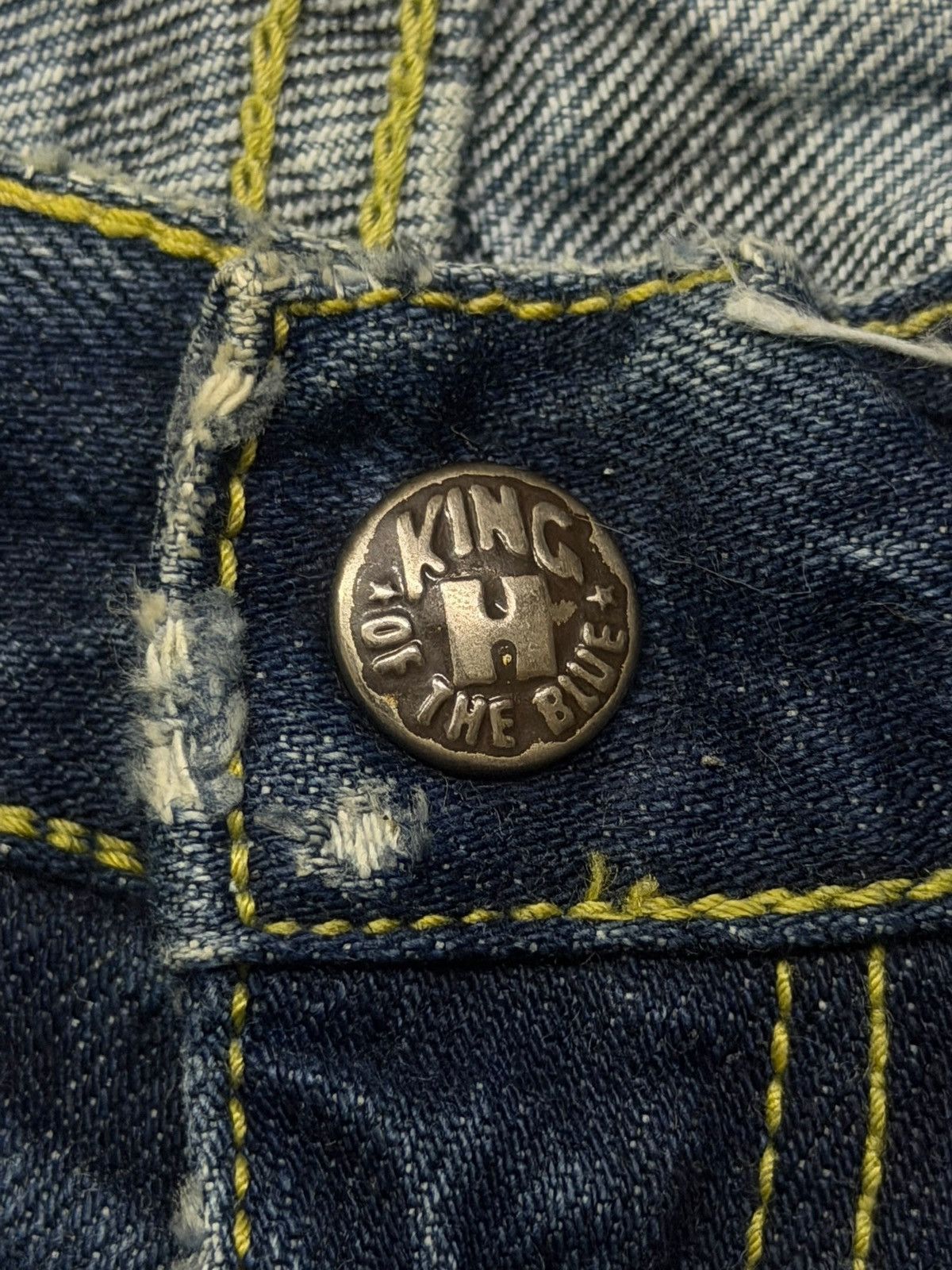 Blue Blue Japan Vintage Y2K Blue Blue Japan | King Of The Blue | W31 Size US 31 - 9 Thumbnail