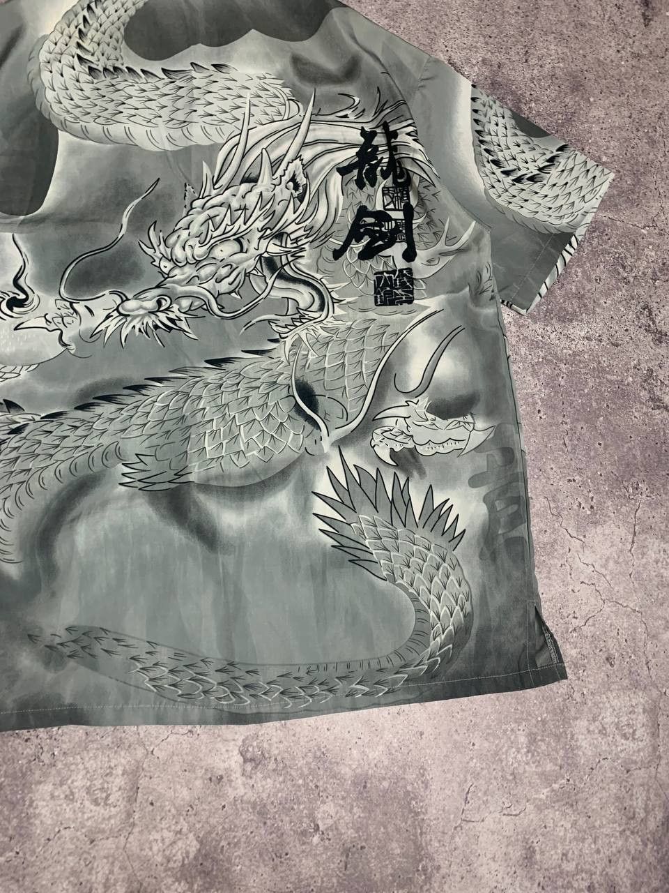 Japanese Brand Vintage shirt Dragon Fly Tattoo Style big logo size XL Size US XL / EU 56 / 4 - 5 Thumbnail