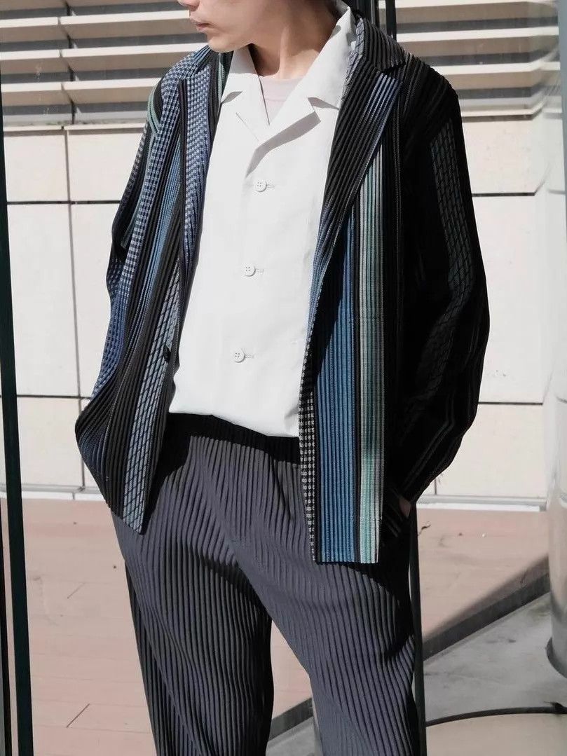 Issey Miyake HOMME PLISSÉ ISSEY MIYAKE Limited Suit HP13JD180 Size US S / EU 44-46 / 1 - 8 Thumbnail