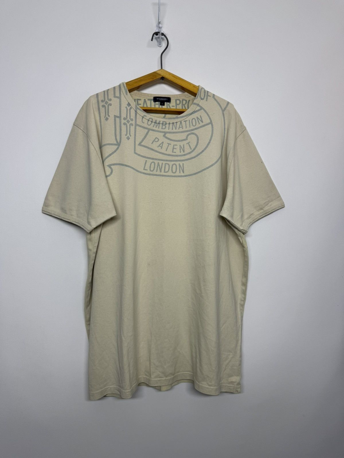 Burberry Vintage Y2k Burberry Big Logo T Shirt Luxury Size US L / EU 52-54 / 3 - 5 Thumbnail