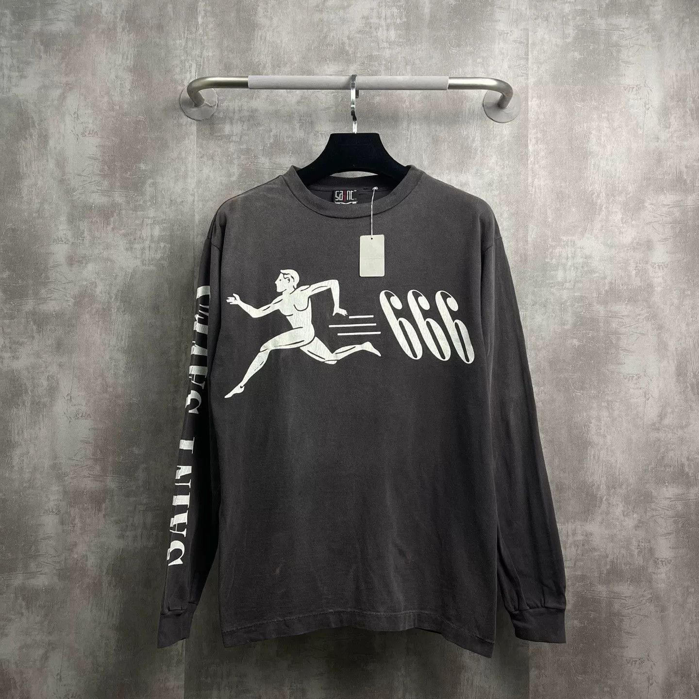Saint Michael Saint Michael Runner Washed Black LS T-shirt Size US M / EU 48-50 / 2 - 1 Thumbnail