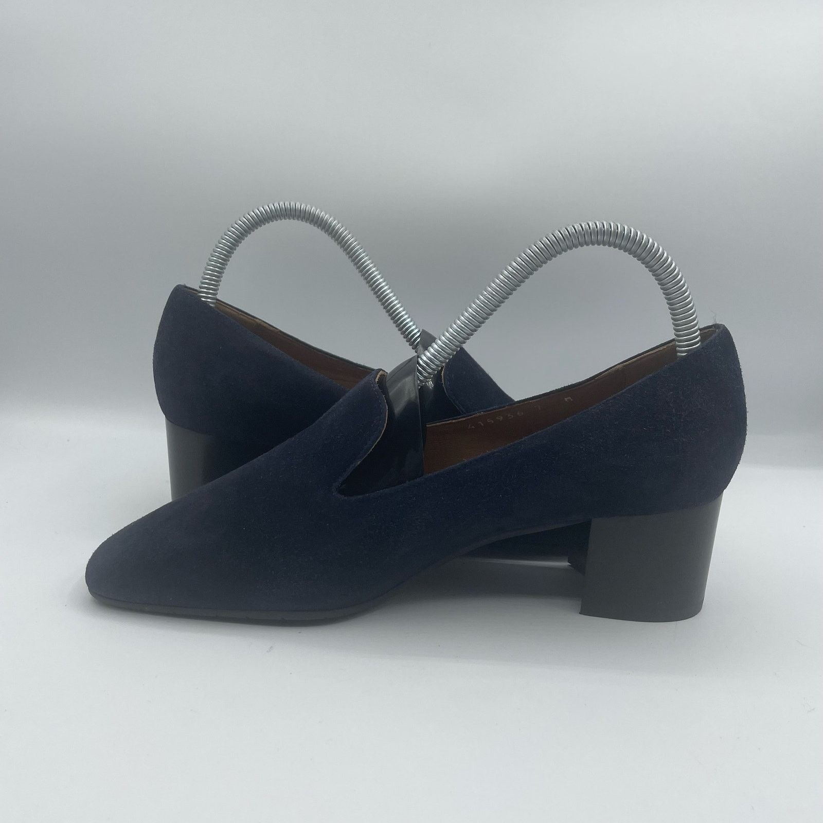 Aquatalia Aquatalia Marsha Suede Pumps Square Block Navy 7 Size US 7 / IT 37 - 6 Thumbnail