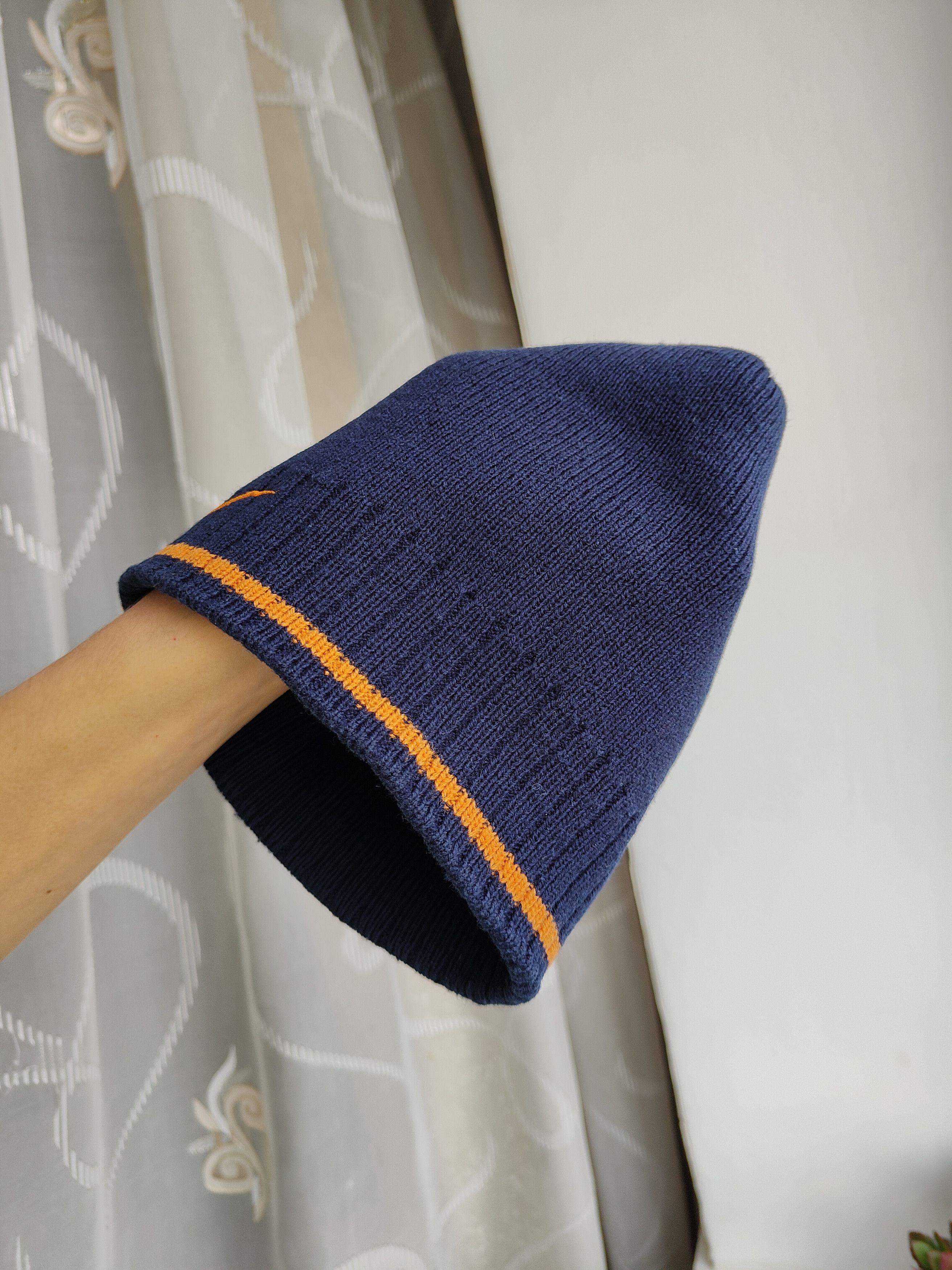 Nike Vintage Y2K Nike Beanie Hat Size ONE SIZE - 3 Thumbnail