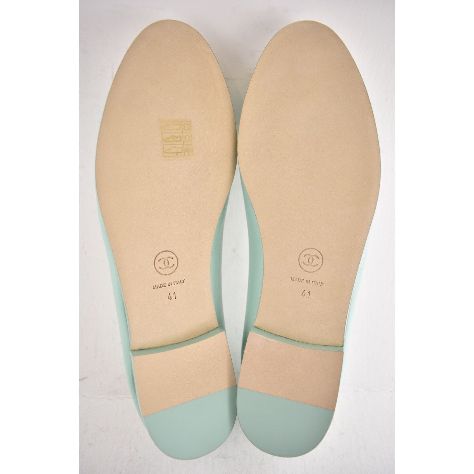 Chanel Chanel 26S Light Green White Lambskin CC Ballet Flat 41 Size US 11 / IT 41 - 22 Thumbnail
