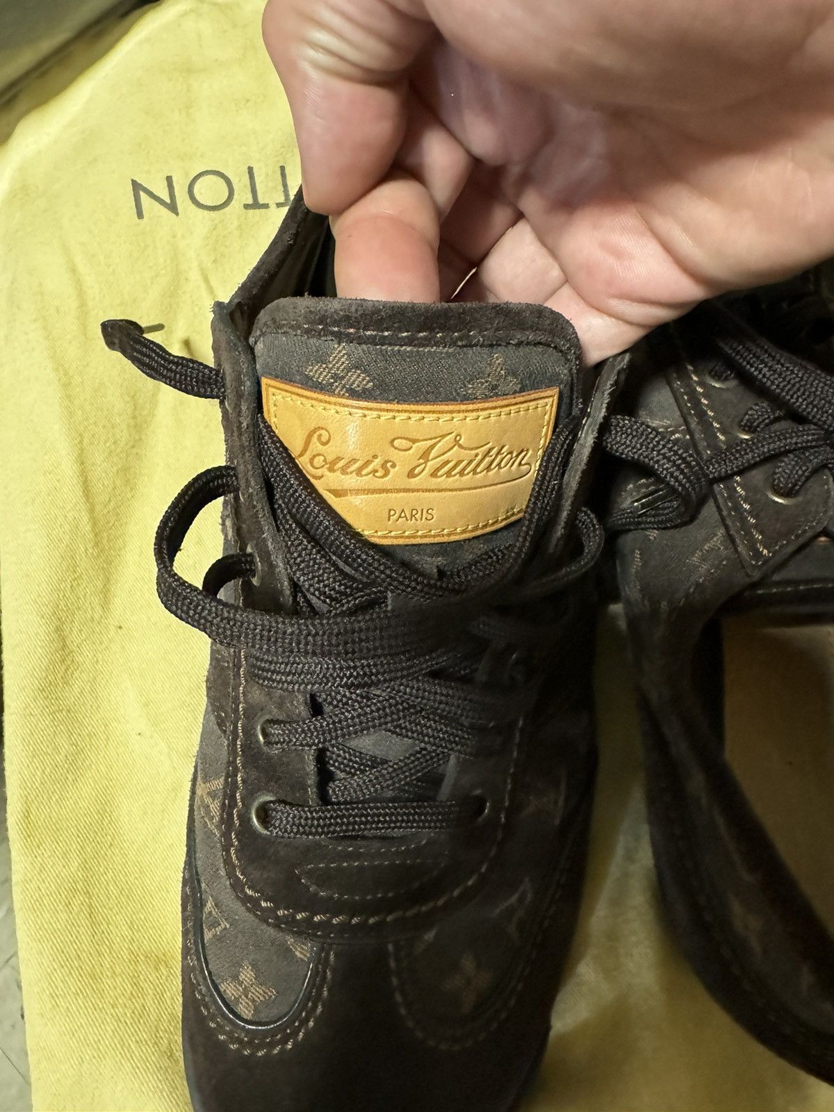 Louis Vuitton Louis V. Great condition sz 8.5 Size US 8.5 / EU 41-42 - 9 Thumbnail
