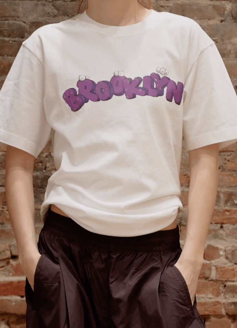 Kaws × Uniqlo KAWS X UTme X Uniqlo Brooklyn Tee Size US L / EU 52-54 / 3 - 2 Thumbnail