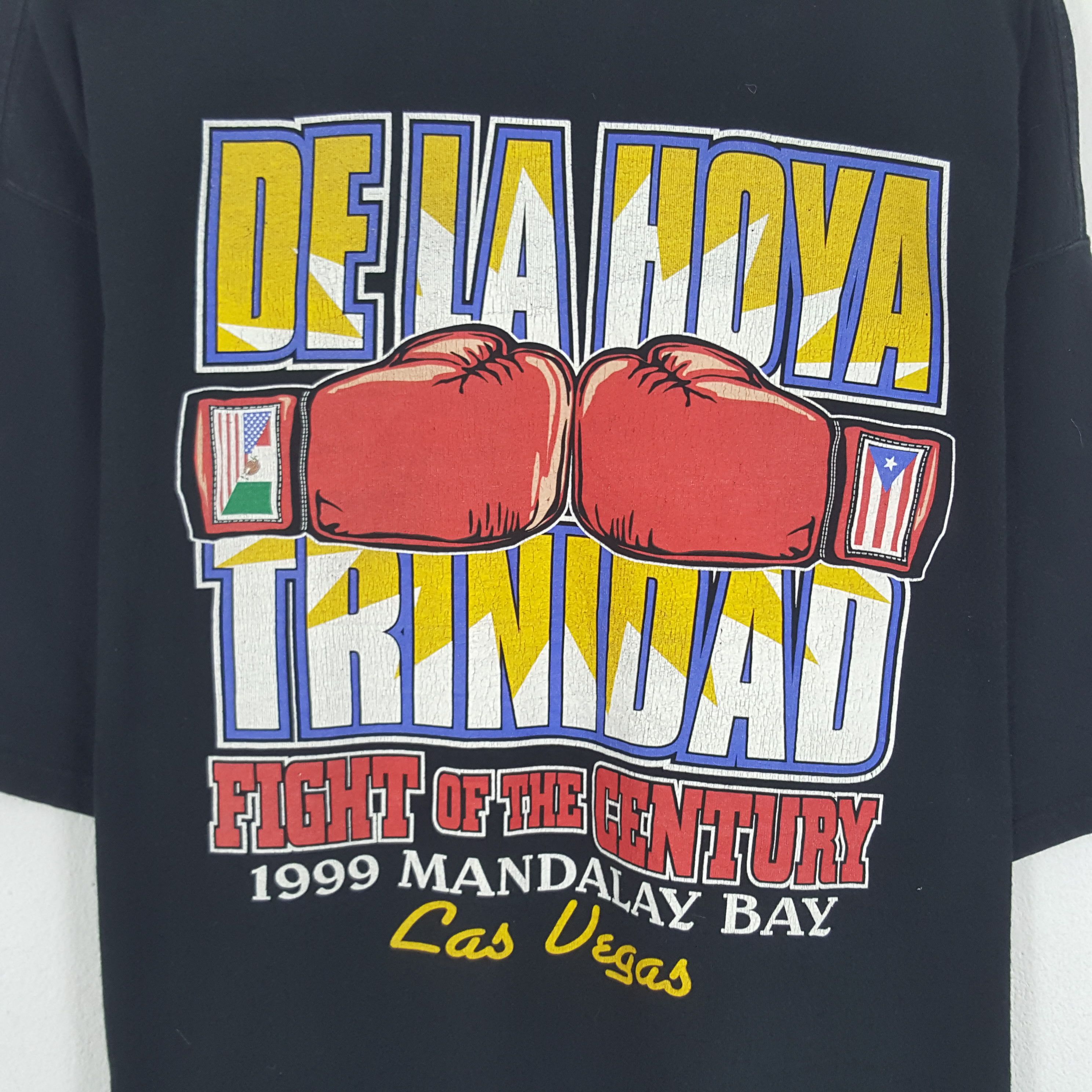 Vintage Vintage De La Hoya Trinidad Boxing 1999 Las Vegas Tshirt Size US XL / EU 56 / 4 - 2 Thumbnail