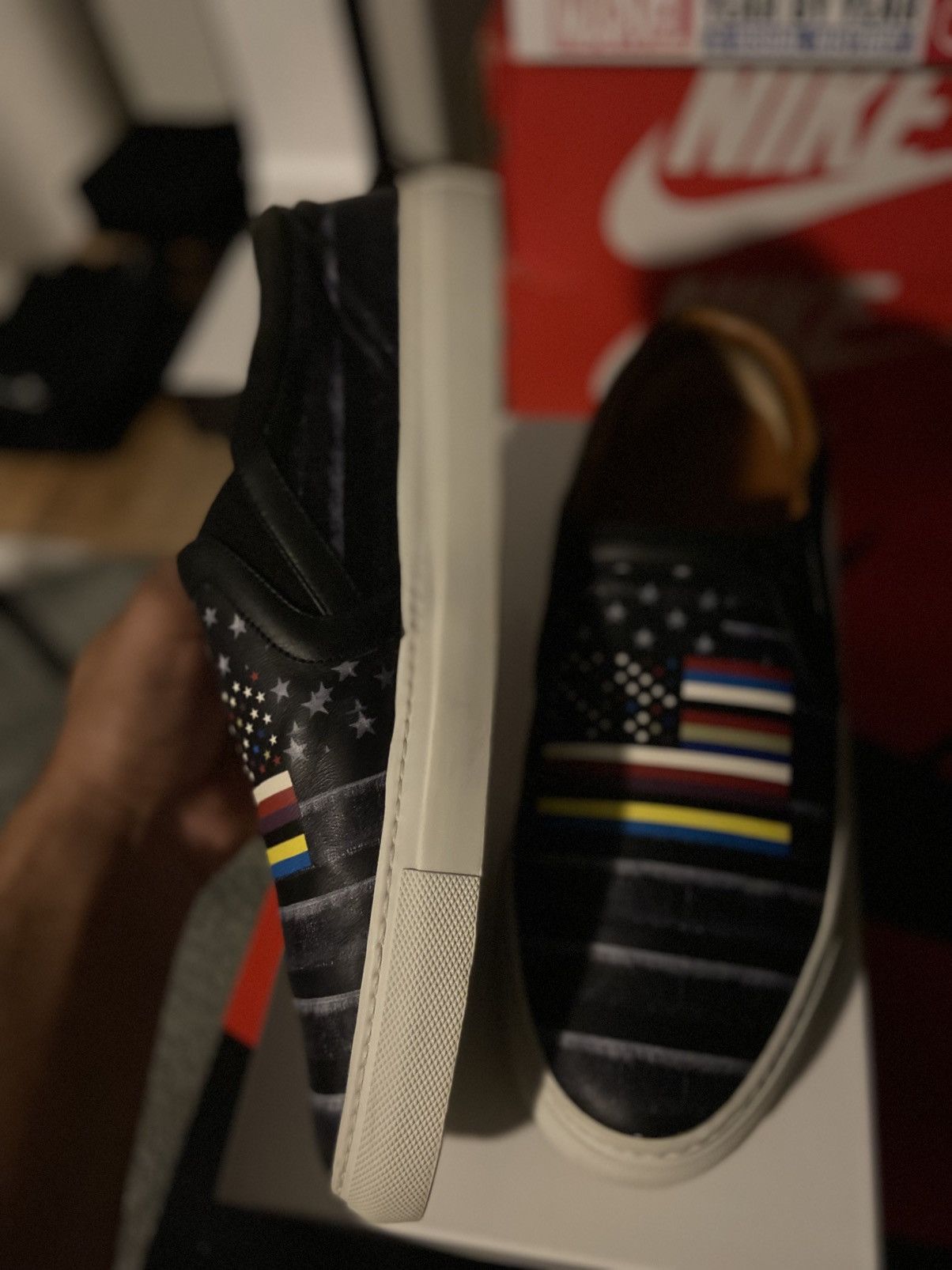 Givenchy Givenchy Flag Print Slip-On Sneakers Size US 11 / EU 44 - 7 Thumbnail