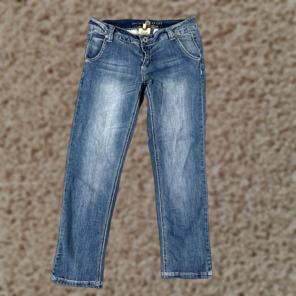 Velvet Velvet Heart Jeans Women's 6 Blue Denim Straight Leg Low Rise 26x24 Cotton 5-Pocket Heart Womens Size 28" / US 6 / IT 42 - 1 Thumbnail