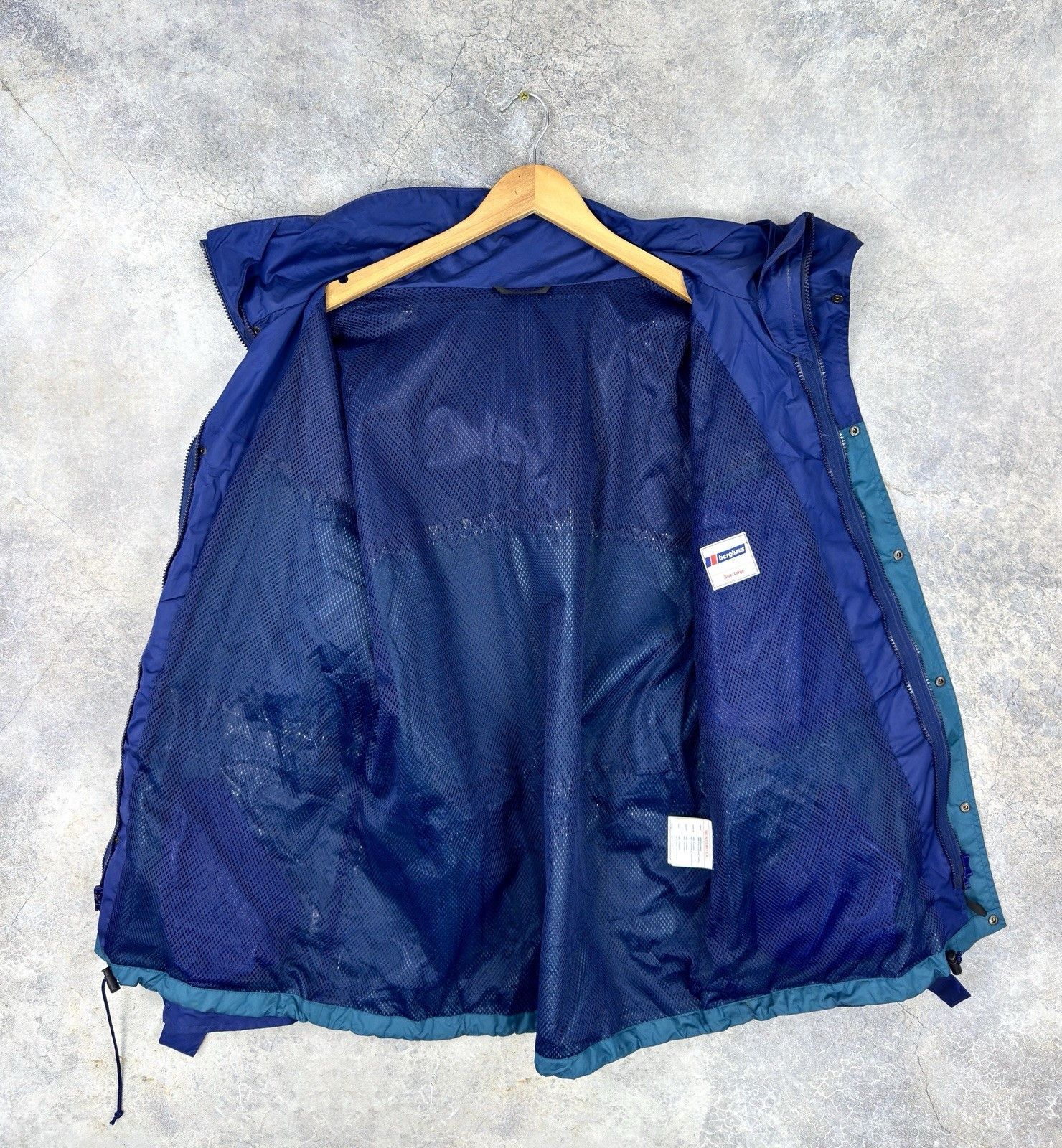 Berghaus Vintage Berghaus Aquafoil Outdoor Membrane Jacket Size US L / EU 52-54 / 3 - 10 Thumbnail