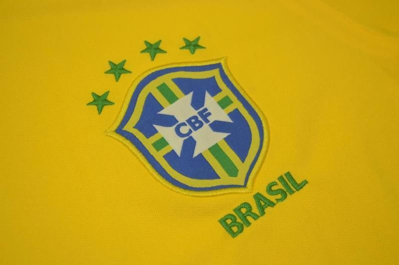 Nike × Vintage vintage brazil soccer jersey Size US M / EU 48-50 / 2 - 4 Thumbnail