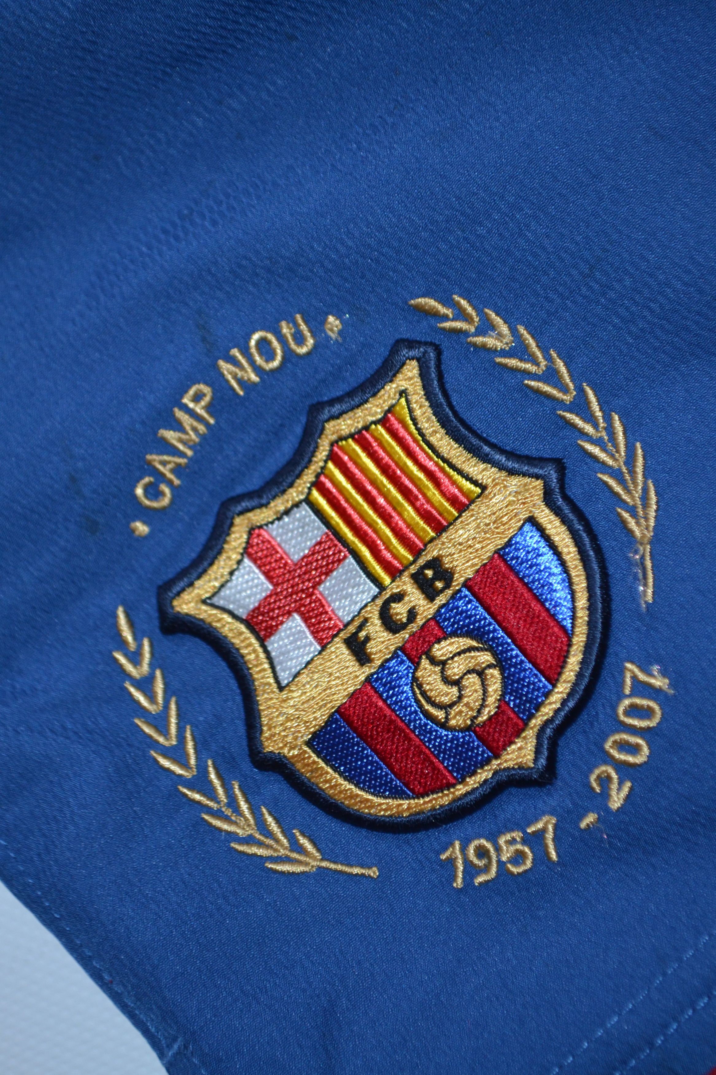 Nike Vintage Barcelona Home Shorts 2007 2008 Soccer Size US 32 / EU 48 - 6 Thumbnail