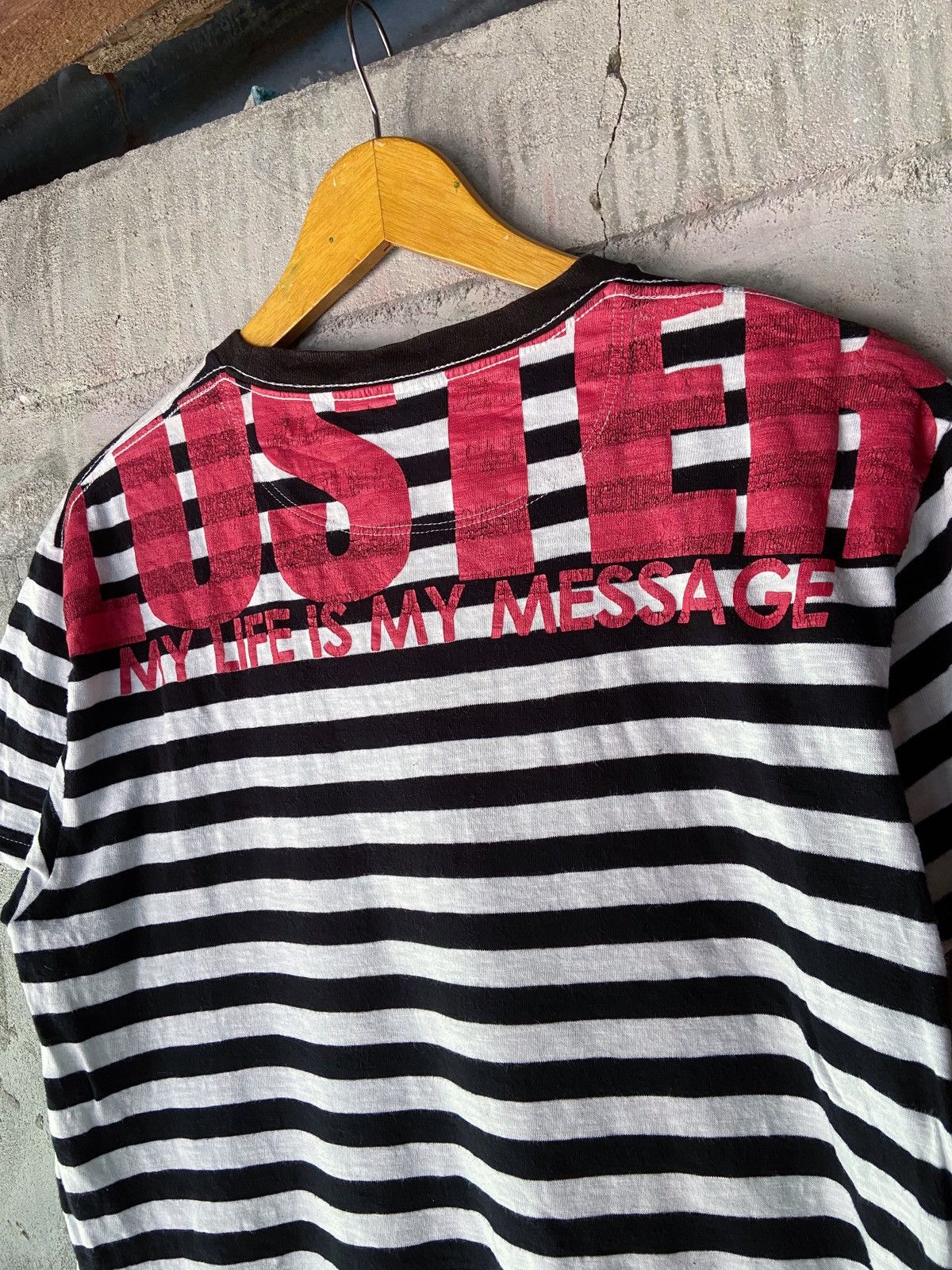 Japanese Brand RESPECT HOLD A TRUE FRIEND STRIPED TEE Size US M / EU 48-50 / 2 - 8 Thumbnail