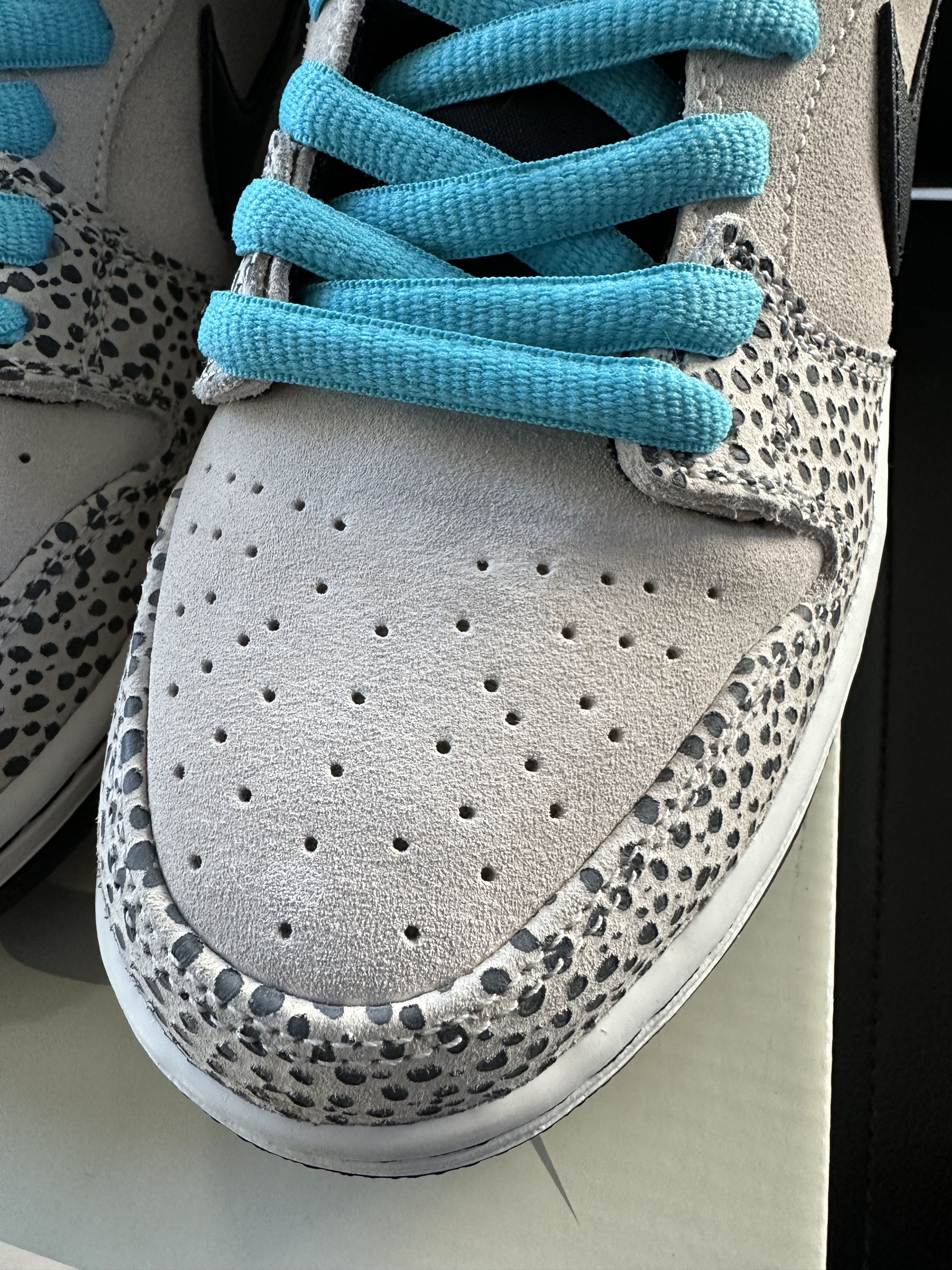 Nike NIKE SB DUNK LOW PRO "SAFARI" Size US 9 / EU 42 - 7 Thumbnail