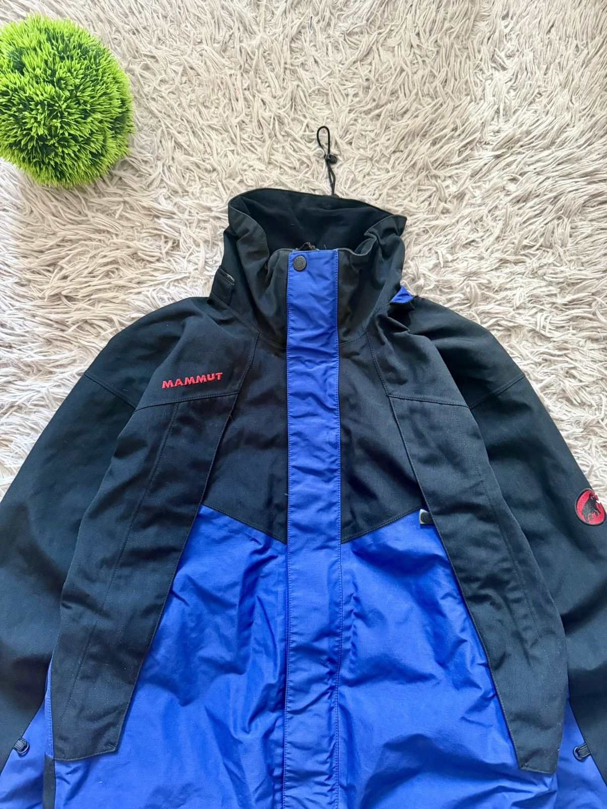 Mammut 00s Mammut Extreme Windbreaker Light Jacket Gore-Tex XCR Size US S / EU 44-46 / 1 - 12 Thumbnail