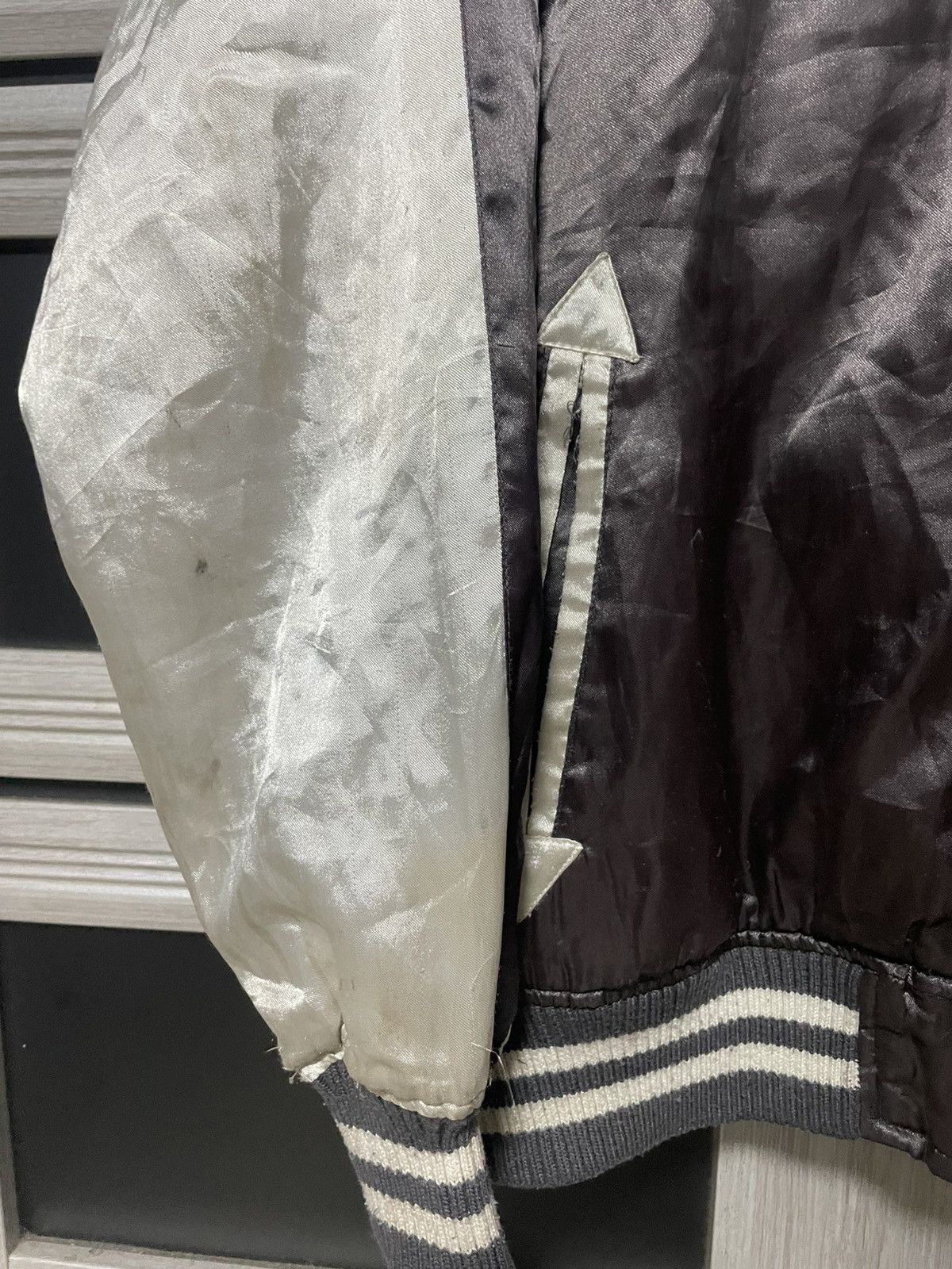 Japanese Brand × Vintage Vintage Devitchu Los Angeles Embroidered Dragon Jacket Y2K Size US M / EU 48-50 / 2 - 8 Thumbnail