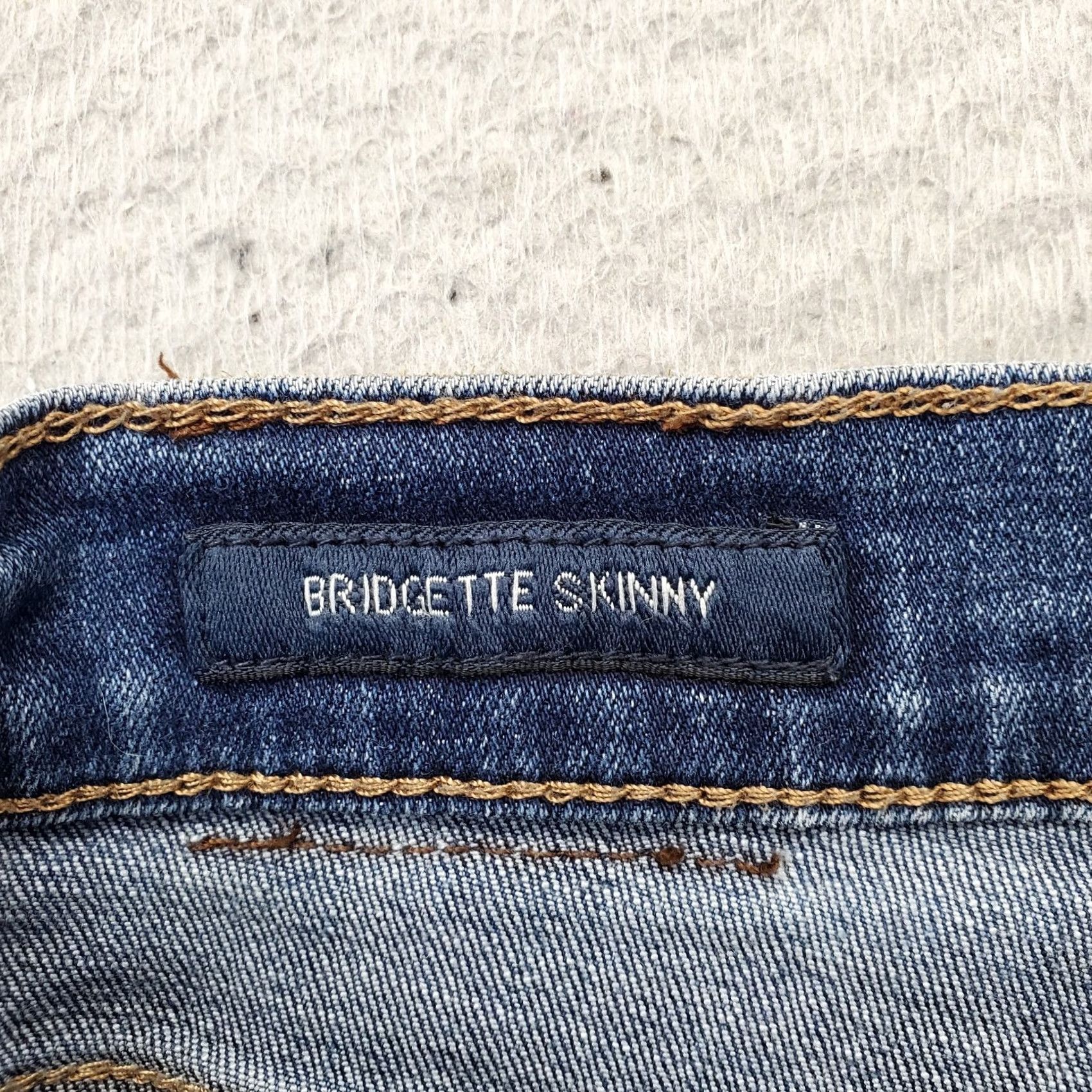Lucky Brand Lucky Brand Bridgette Skinny Jeans Womens Size 8 Navy Denim Distressed Jeans Size 30" / US 8 / IT 44 - 7 Thumbnail