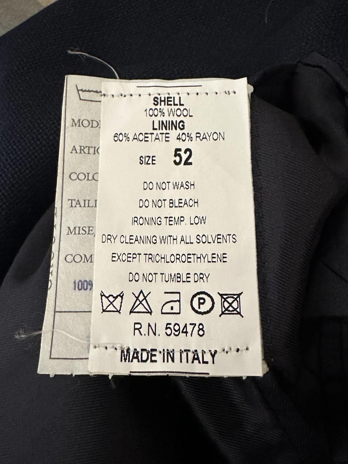 Other Classic navy Italian wool single-breasted blazer/sportscoat Size 52R - 2 Thumbnail