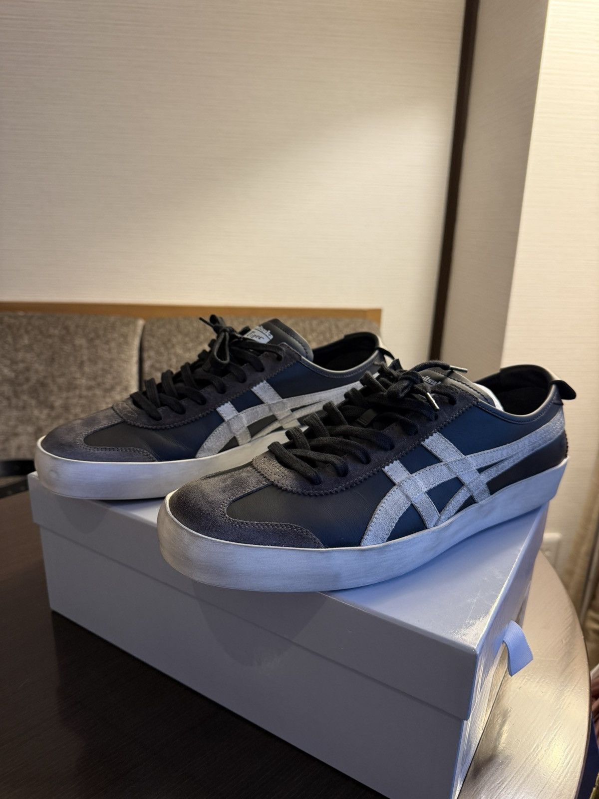 Onitsuka Tiger Onitsuka Tiger Mexico 66 IM Size US 10 / EU 43 - 1 Thumbnail