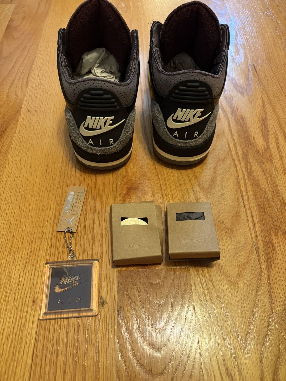A Ma Maniere × Jordan Brand Jordan 3 Retro OG SP A Ma Maniére W12 / M10.5 Size US 10.5 / EU 43-44 - 2 Thumbnail