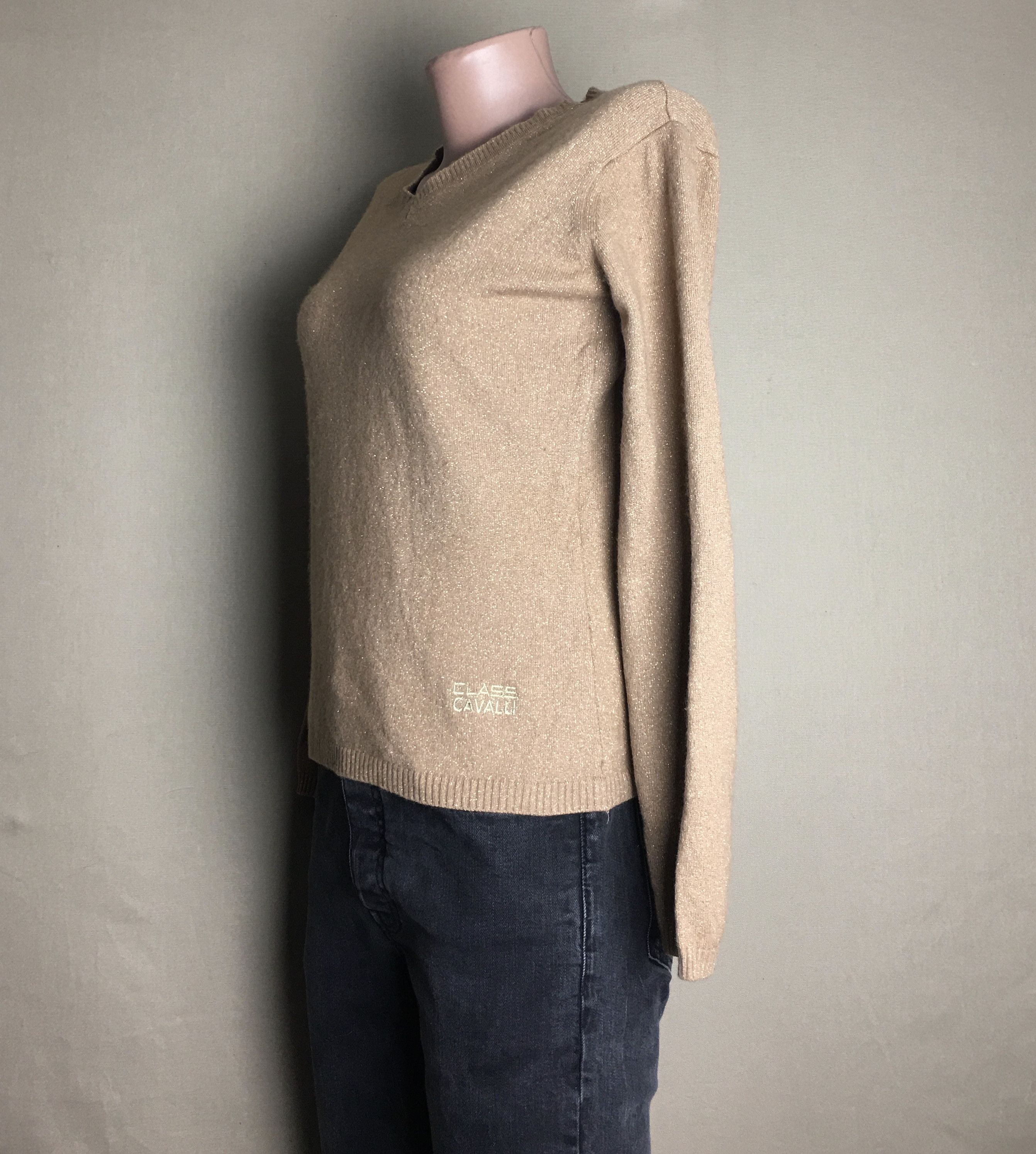 Roberto Cavalli Roberto Cavalli Class Gold V-Neck Sweater Size S / US 4 / IT 40 - 4 Thumbnail