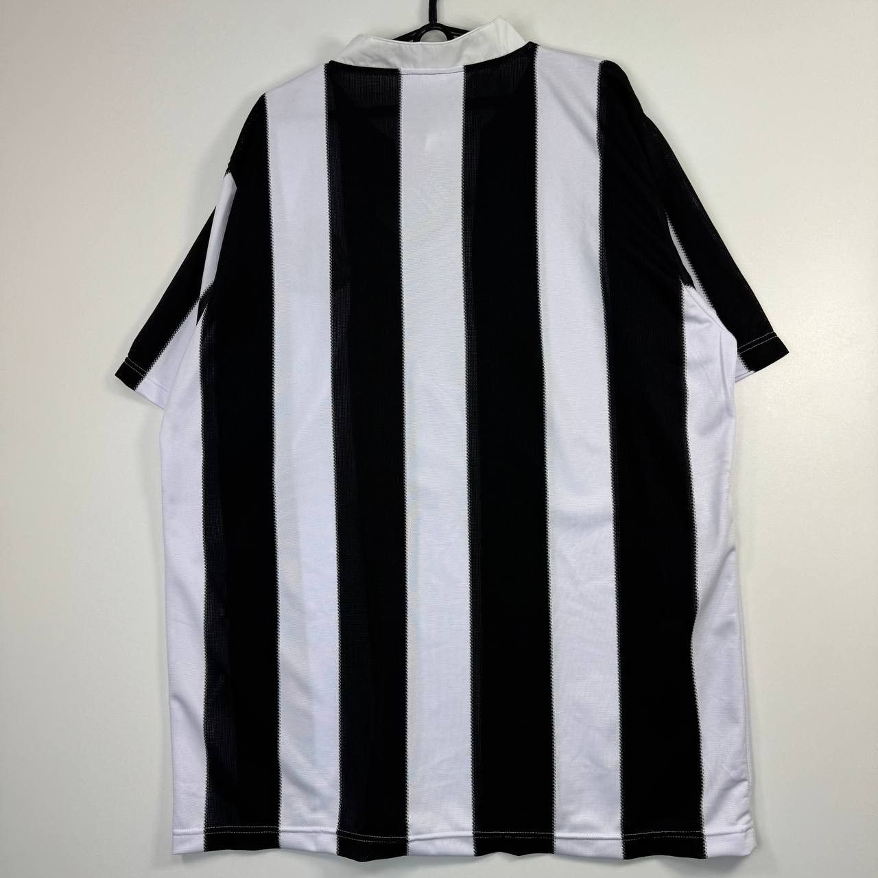 Other New Newcastle United 1995-97 Score Draw Jersey Mens Size XXL Size US XXL / EU 58 / 5 - 10 Thumbnail