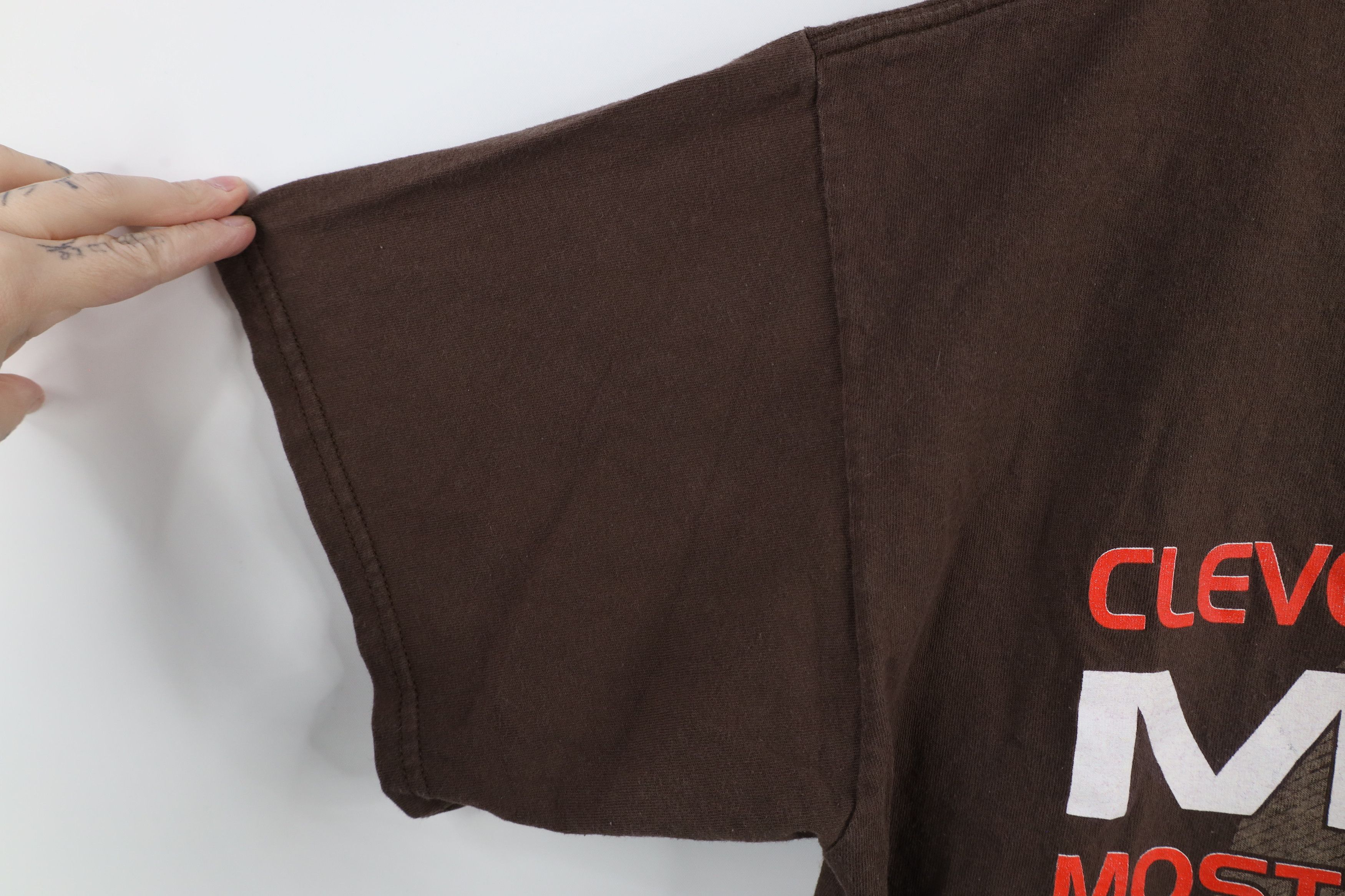 Vintage Vintage 90s Browns Football Most Valuable Dad T-Shirt Size US XL / EU 56 / 4 - 9 Thumbnail