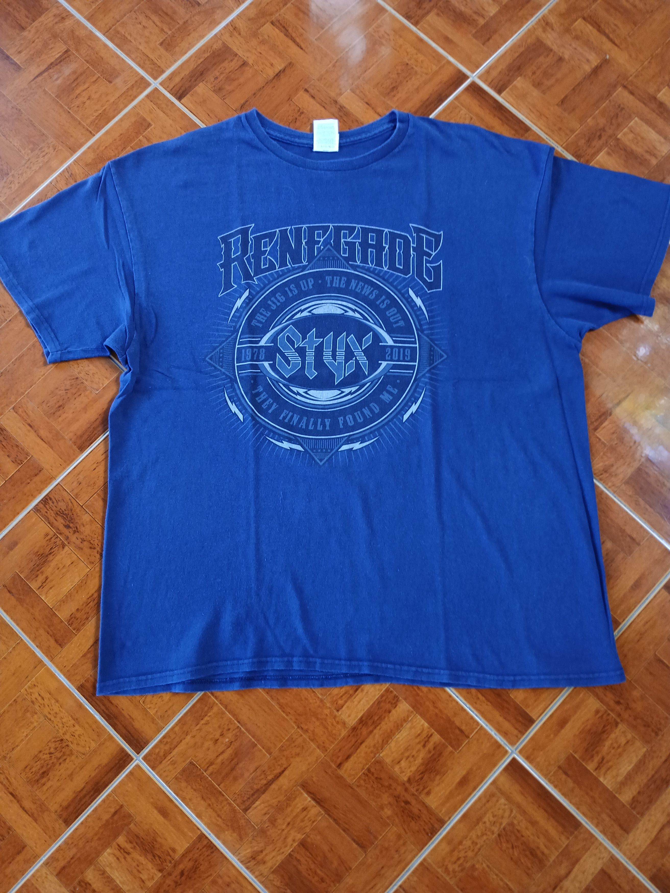 Band Tees Styx Band Renegade World Tour Tee Shirt Size US XL / EU 56 / 4 - 1 Thumbnail