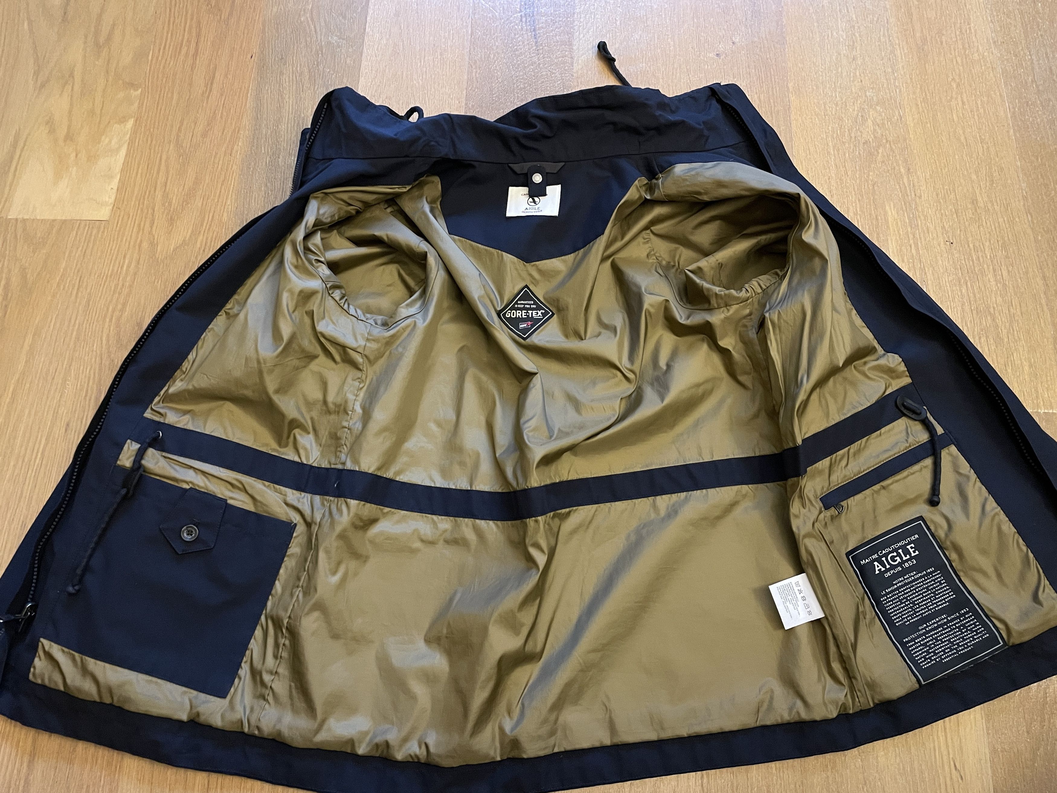 Aigle Aigle 2-in-1 Modular GORE-TEX Jacket (Women's) Size M / US 6-8 / IT 42-44 - 11 Thumbnail