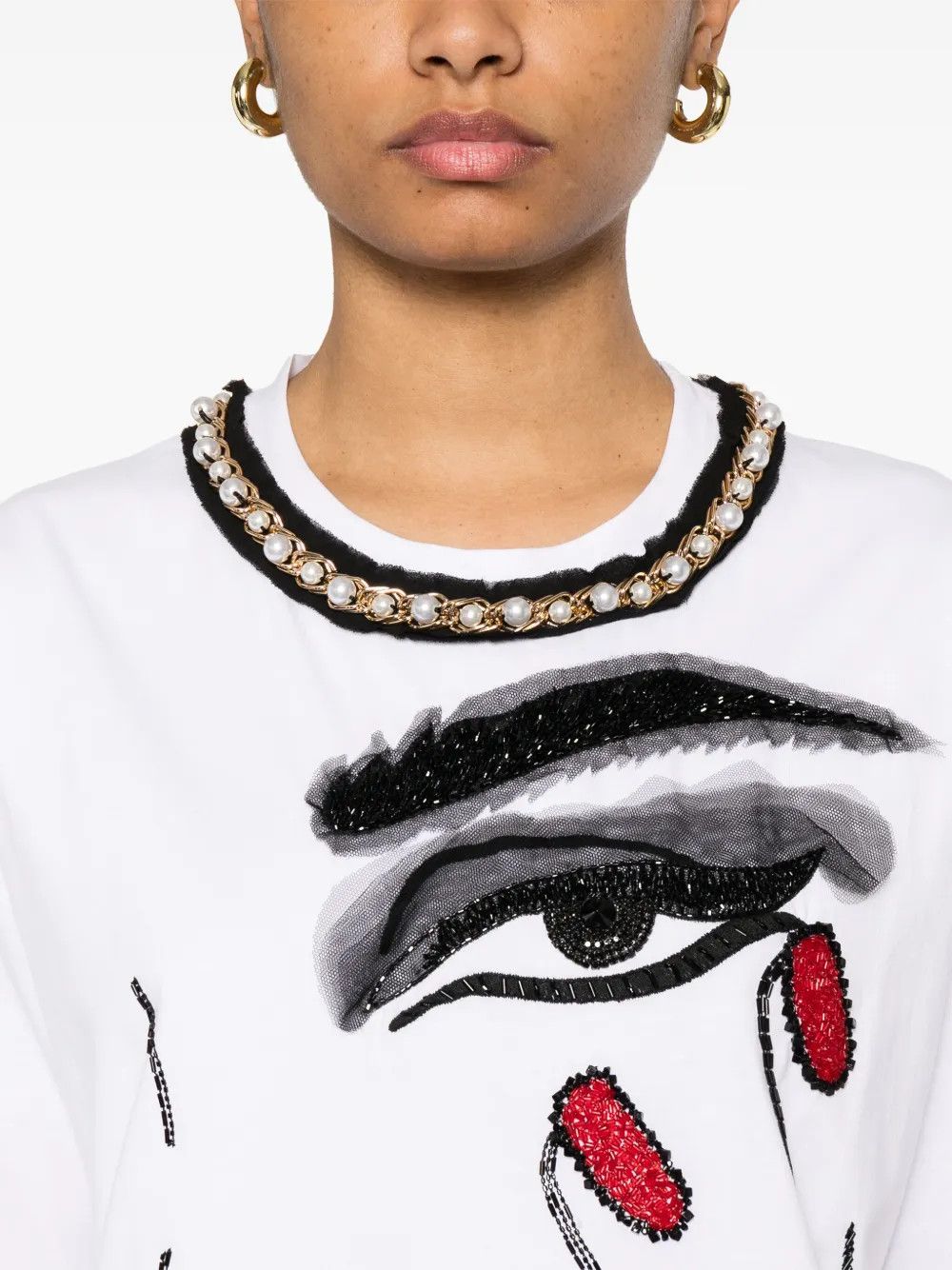 Balmain o1s1wg110526 Embellished T-Shirt in White Size S / US 4 / IT 40 - 5 Thumbnail