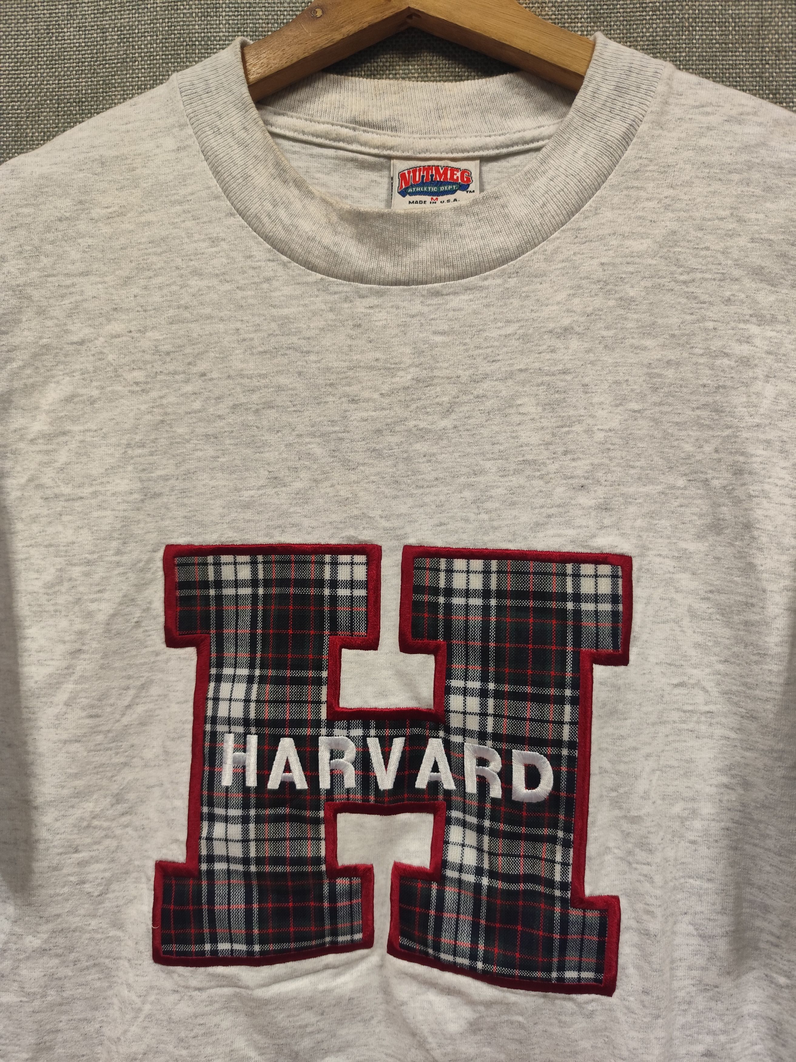 Nutmeg × Vintage vintage 90s t shirt havard logo embroidery Size US M / EU 48-50 / 2 - 4 Thumbnail