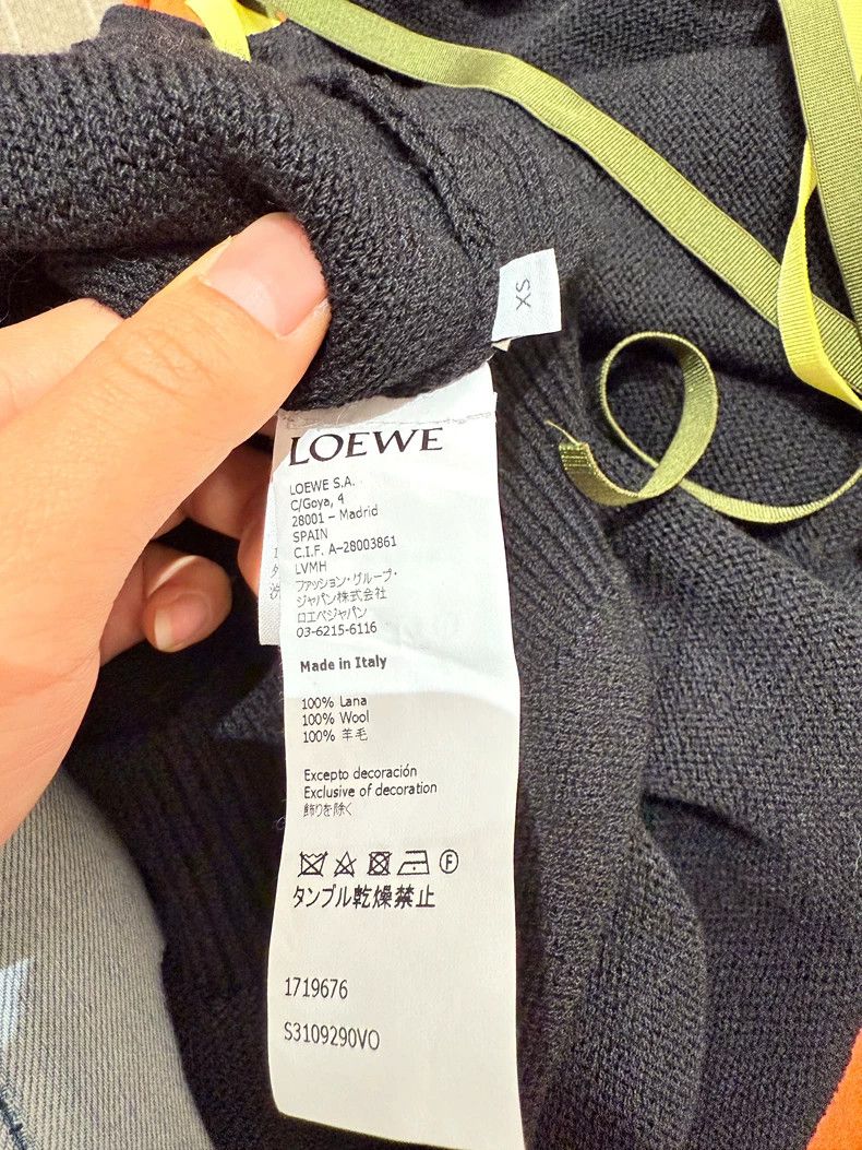 Loewe LOEWE Black Wool Knit Fringe Sweater, Size XS Size XS / US 0-2 / IT 36-38 - 4 Thumbnail