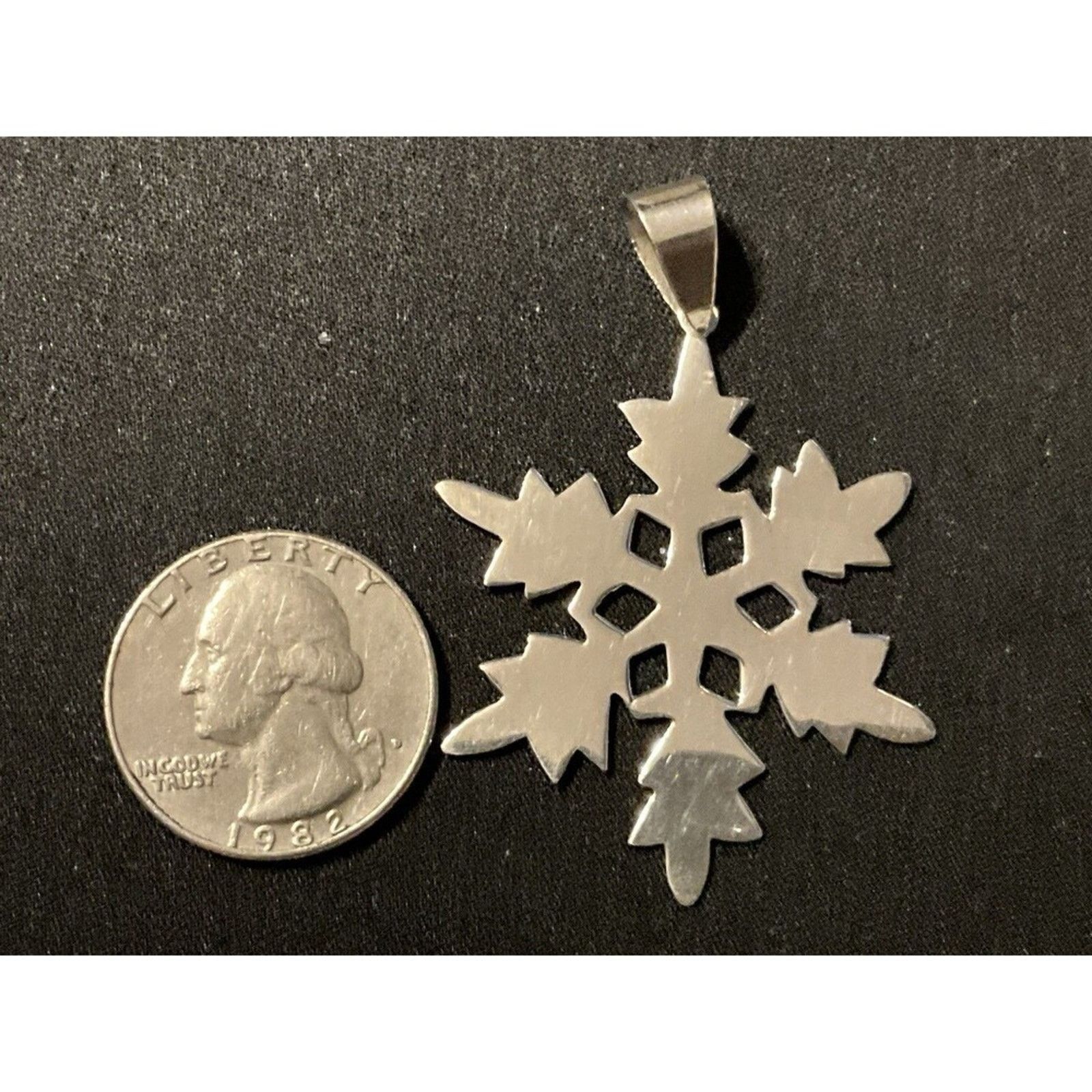 Other 925 Sterling Silver Snow Flake Pendant Size ONE SIZE - 3 Thumbnail