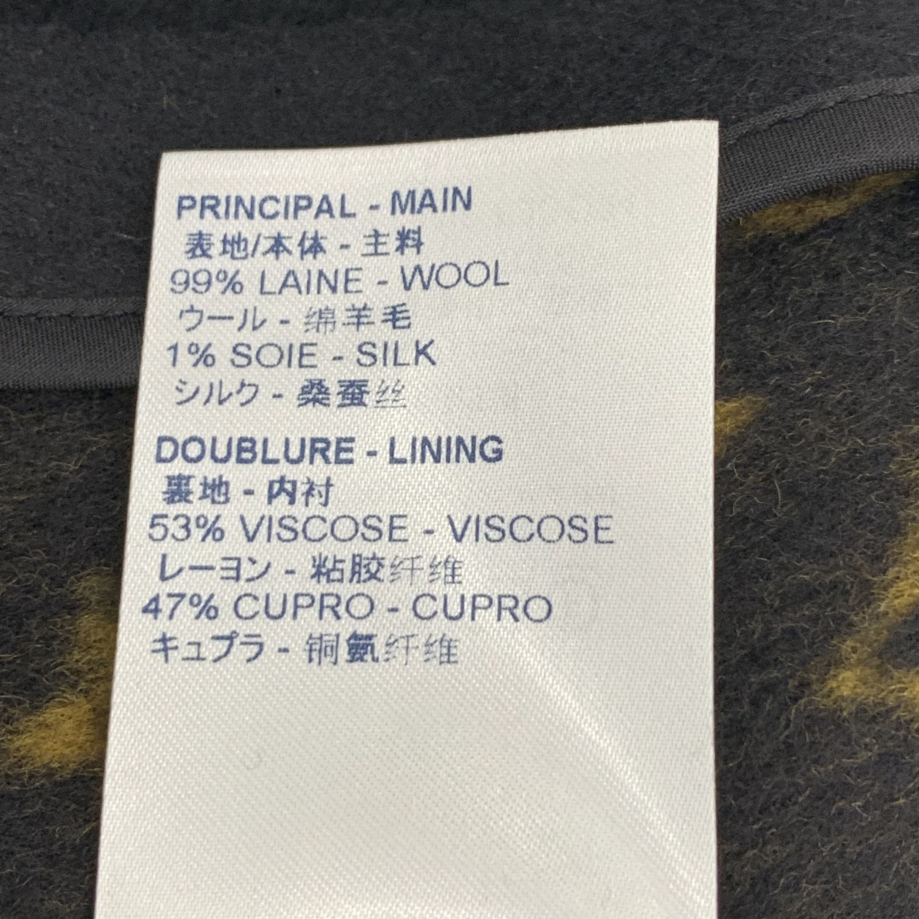 Louis Vuitton Louis Vuitton Black Monogram WoolCape Coat 36 XS Size XS / US 0-2 / IT 36-38 - 3 Thumbnail