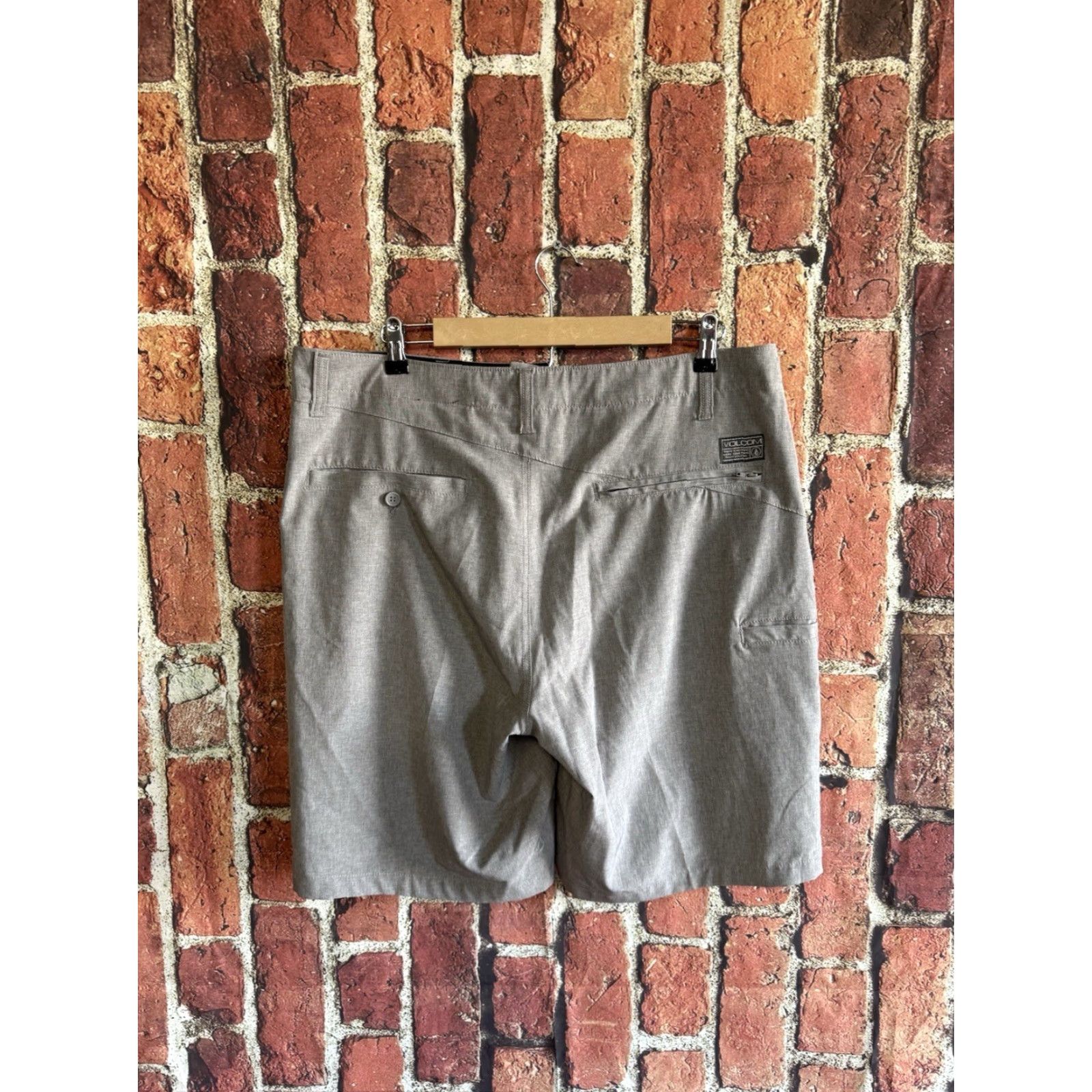 Volcom Volcom Mens Gray Chino Shorts Size 36 Regular Men Color Gray Chino Size US 36 / EU 52 - 2 Thumbnail
