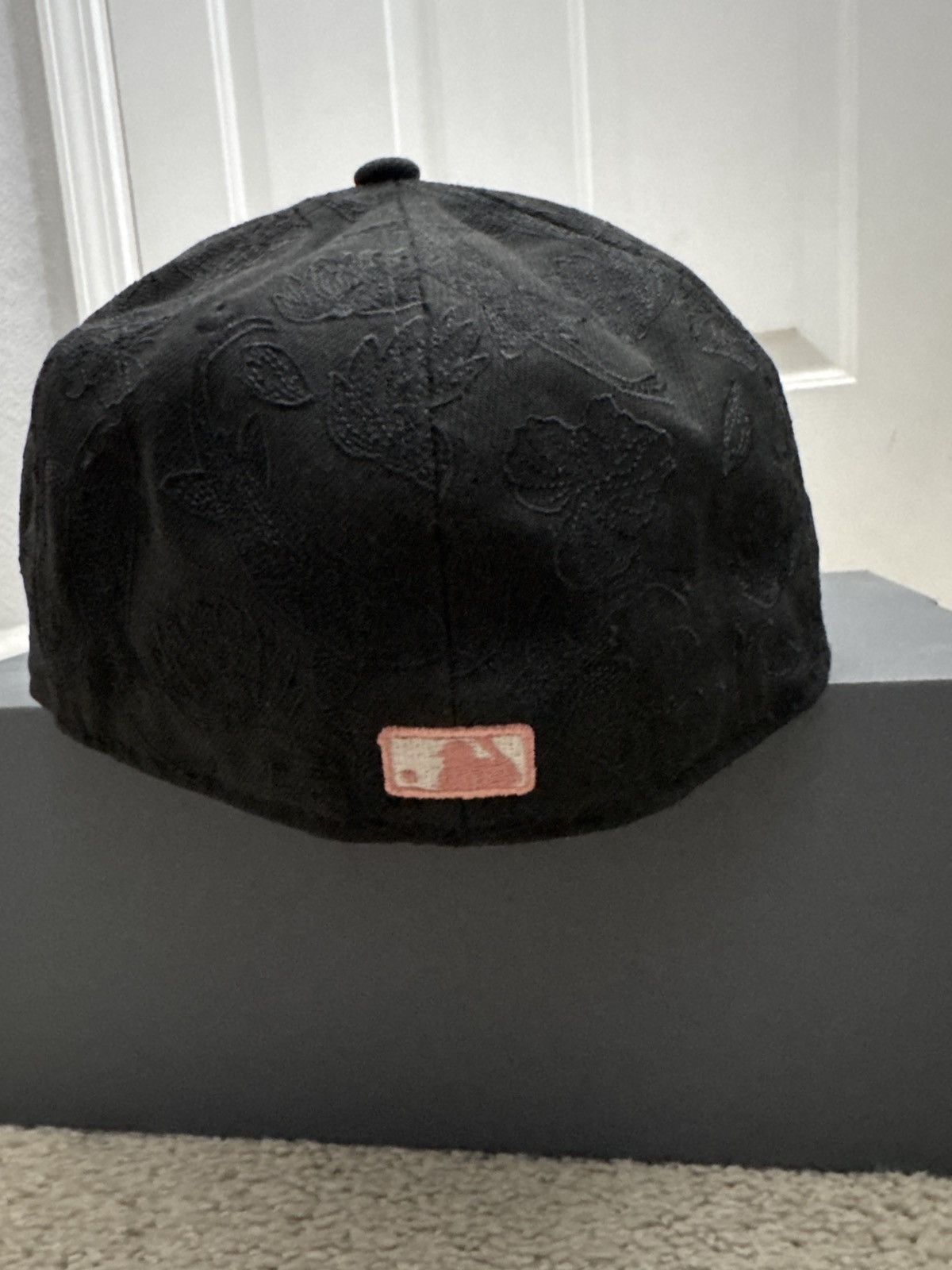 New Era New Era Angels fitted w/koi embroidery Pink Accents Size ONE SIZE - 2 Thumbnail