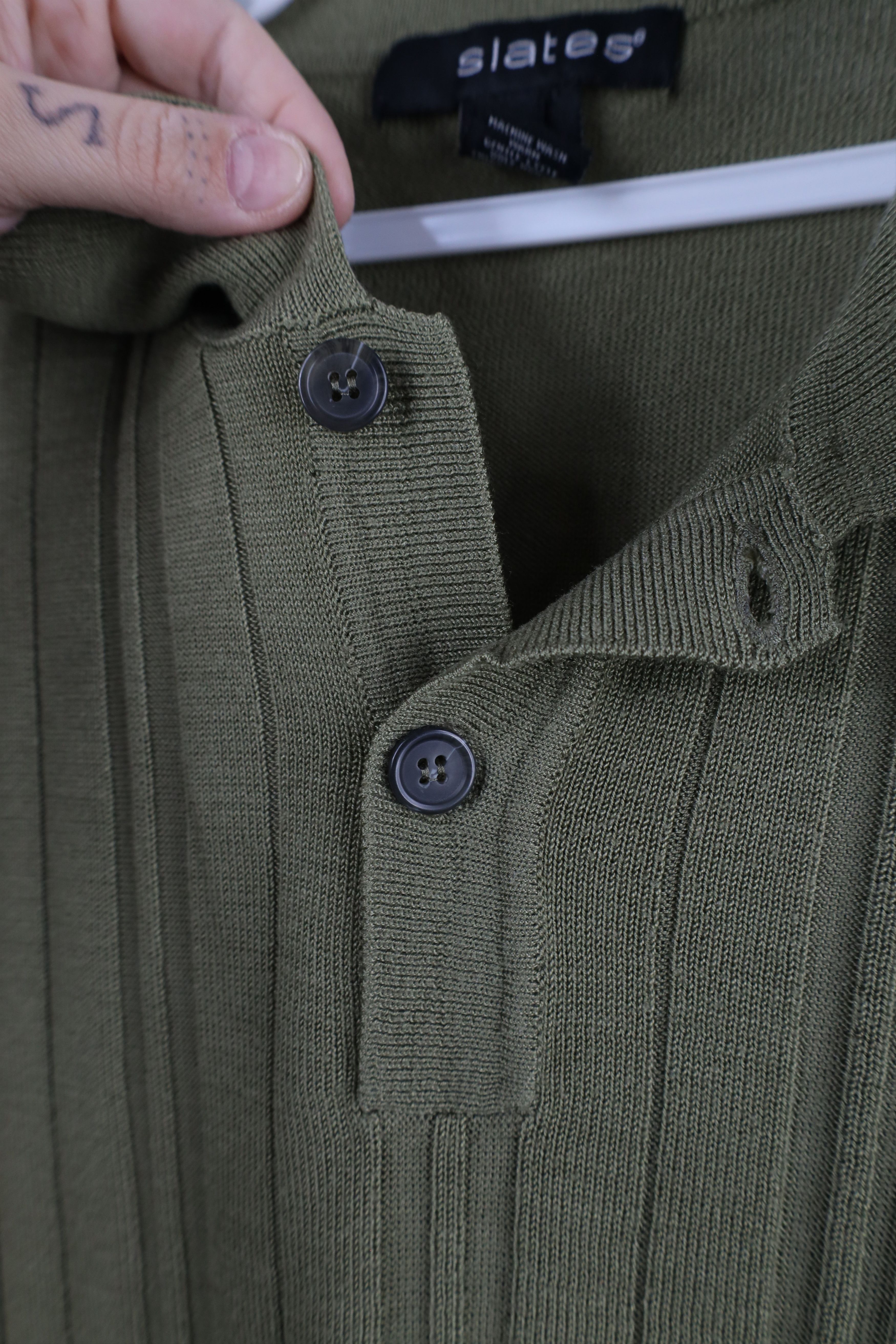 Vintage Vintage 90s Streetwear Ribbed Knit Collared Polo Shirt Green Size US L / EU 52-54 / 3 - 6 Thumbnail