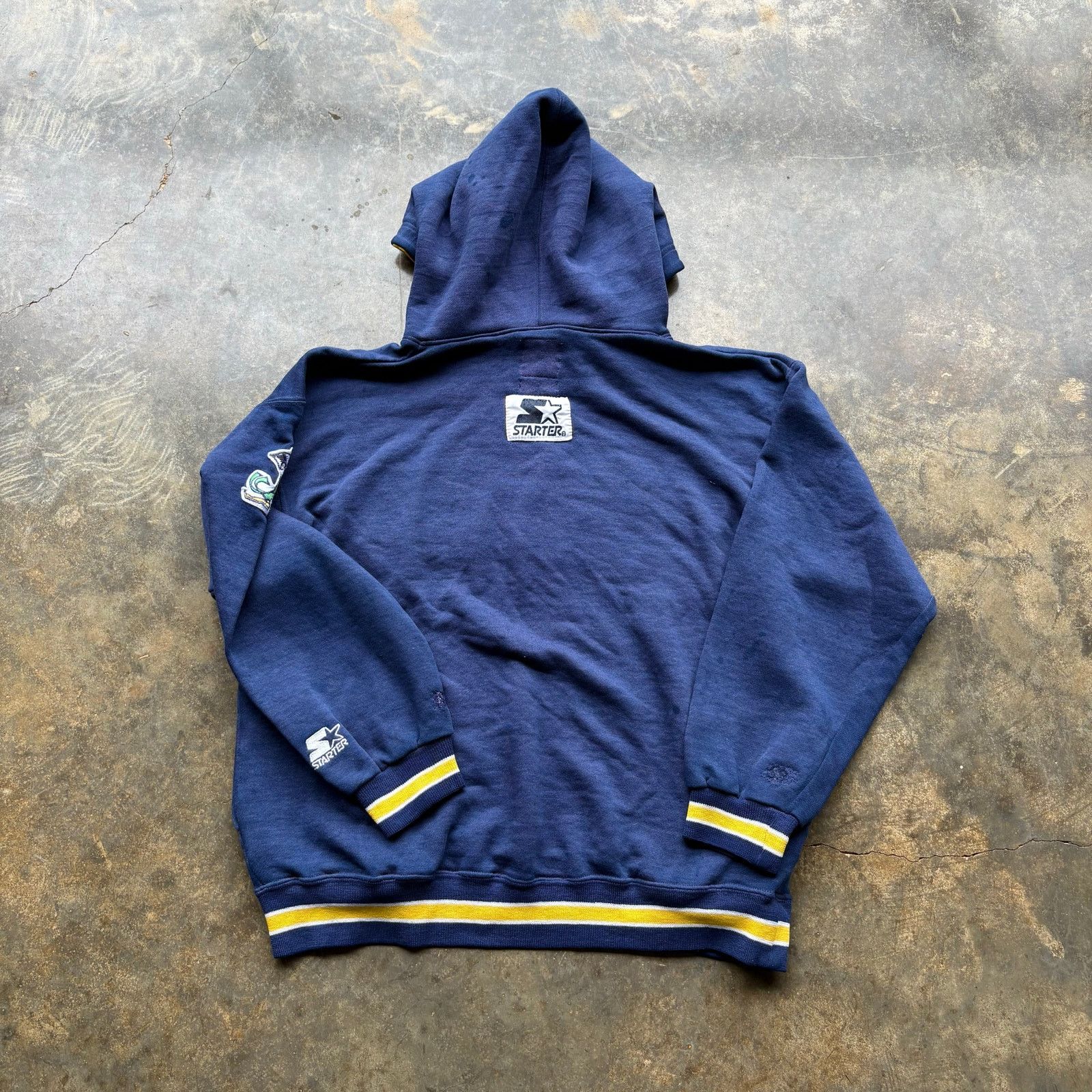 NCAA × Starter × Vintage Rare Vintage 90s Norte Dame Starter Sweatshirt Size Medium Size US M / EU 48-50 / 2 - 2 Thumbnail
