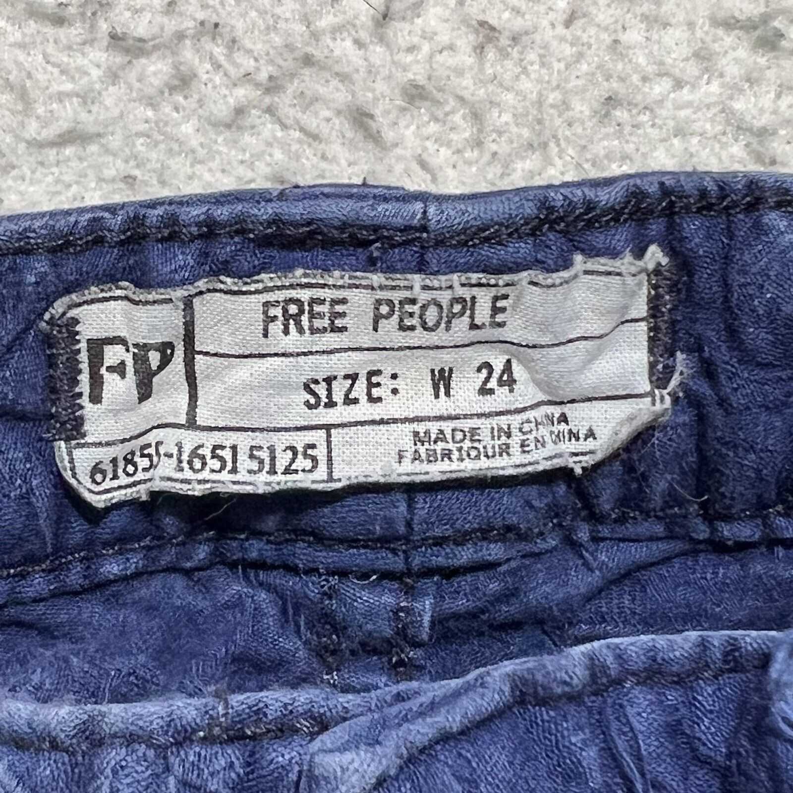 Free People Free People Skinny Jeans Textured Navy Stretch Anthropologie Size 26" / US 2 / IT 38 - 2 Thumbnail
