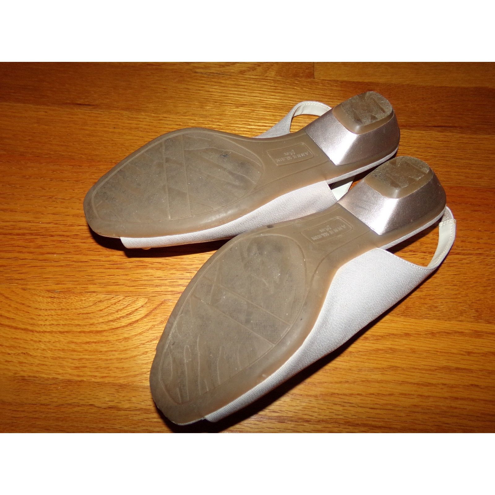 Anne Klein Vintage Anne Klein Akliza pink glitter fabric low heel 7.5 Size US 7.5 / IT 37.5 - 5 Thumbnail